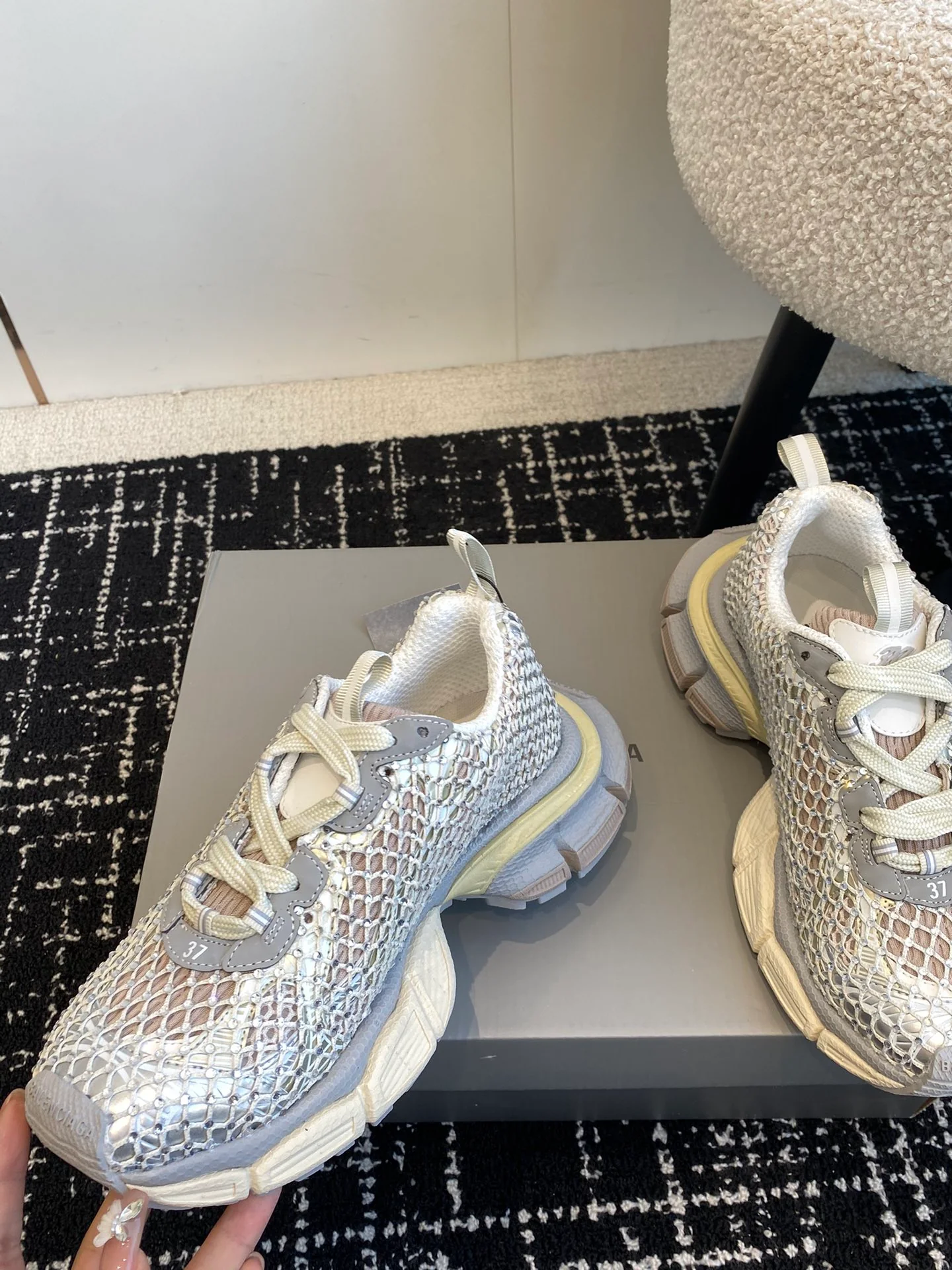 Повседневные туфли Balenciaga 2024 - белые