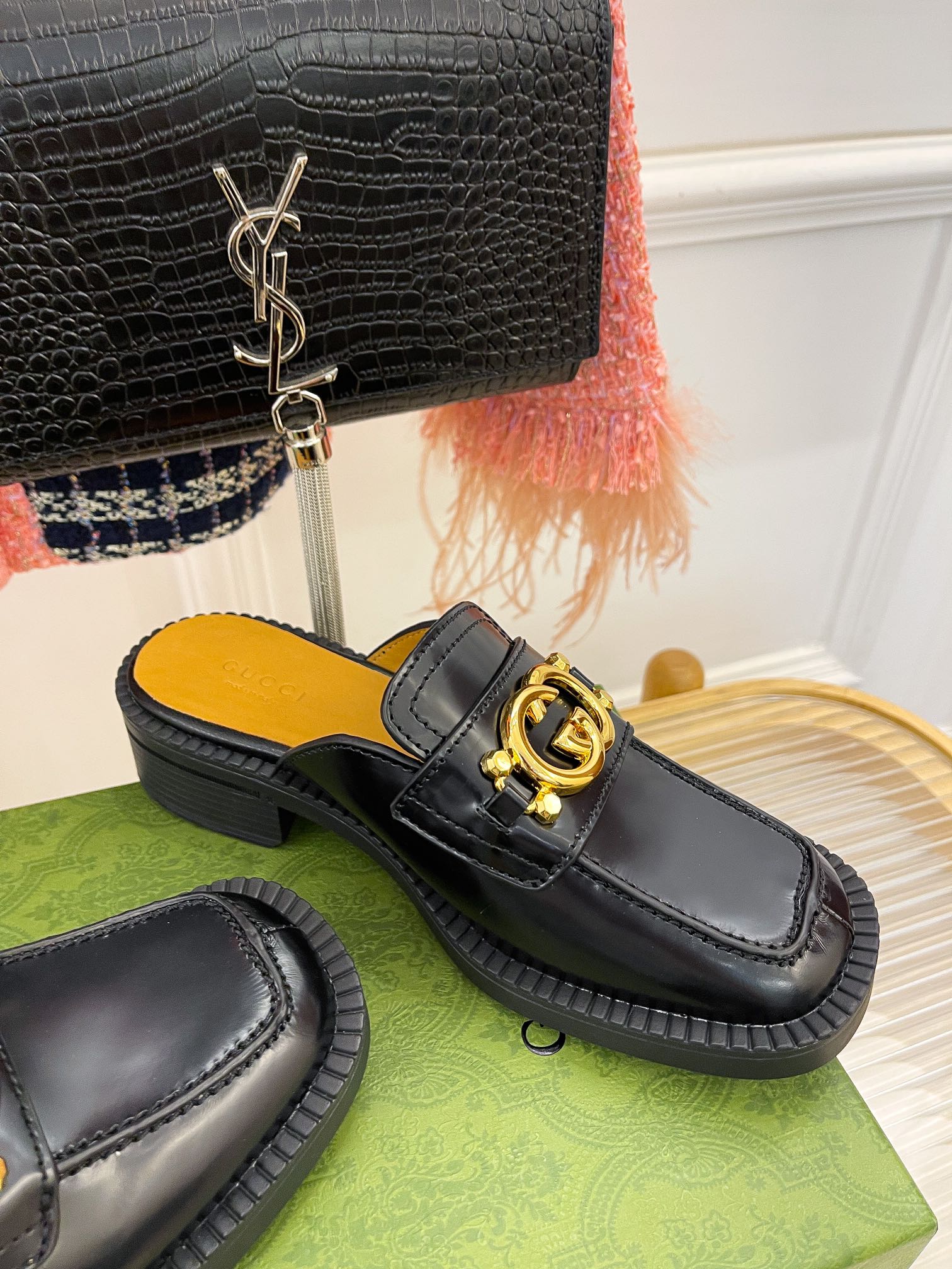 Gucci - Ретро слипоны