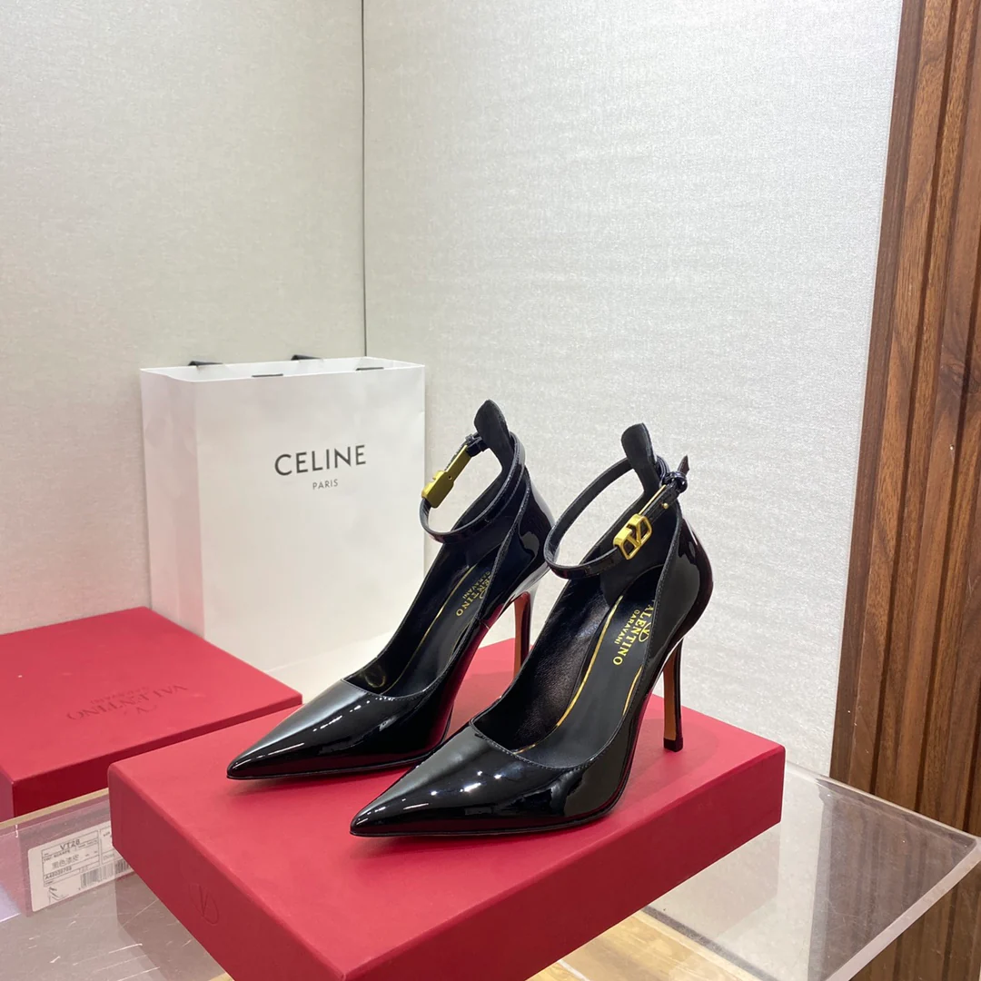 Туфли-лодочки Valentino с острым носком на шпильке - черные - 9 см