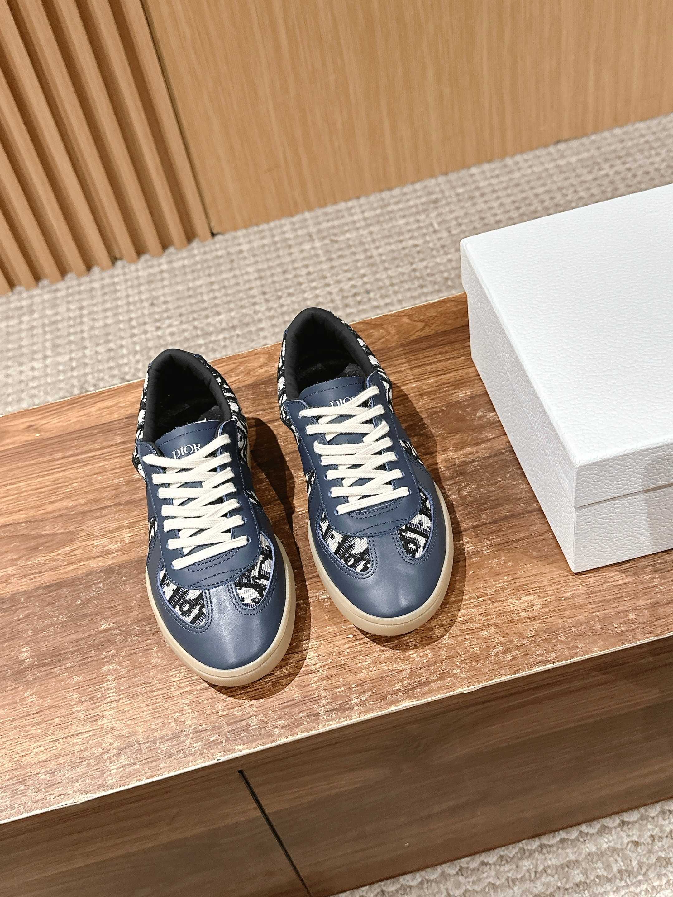 Повседневные немецкие кроссовки Dior для тренировок - парный стиль - синие