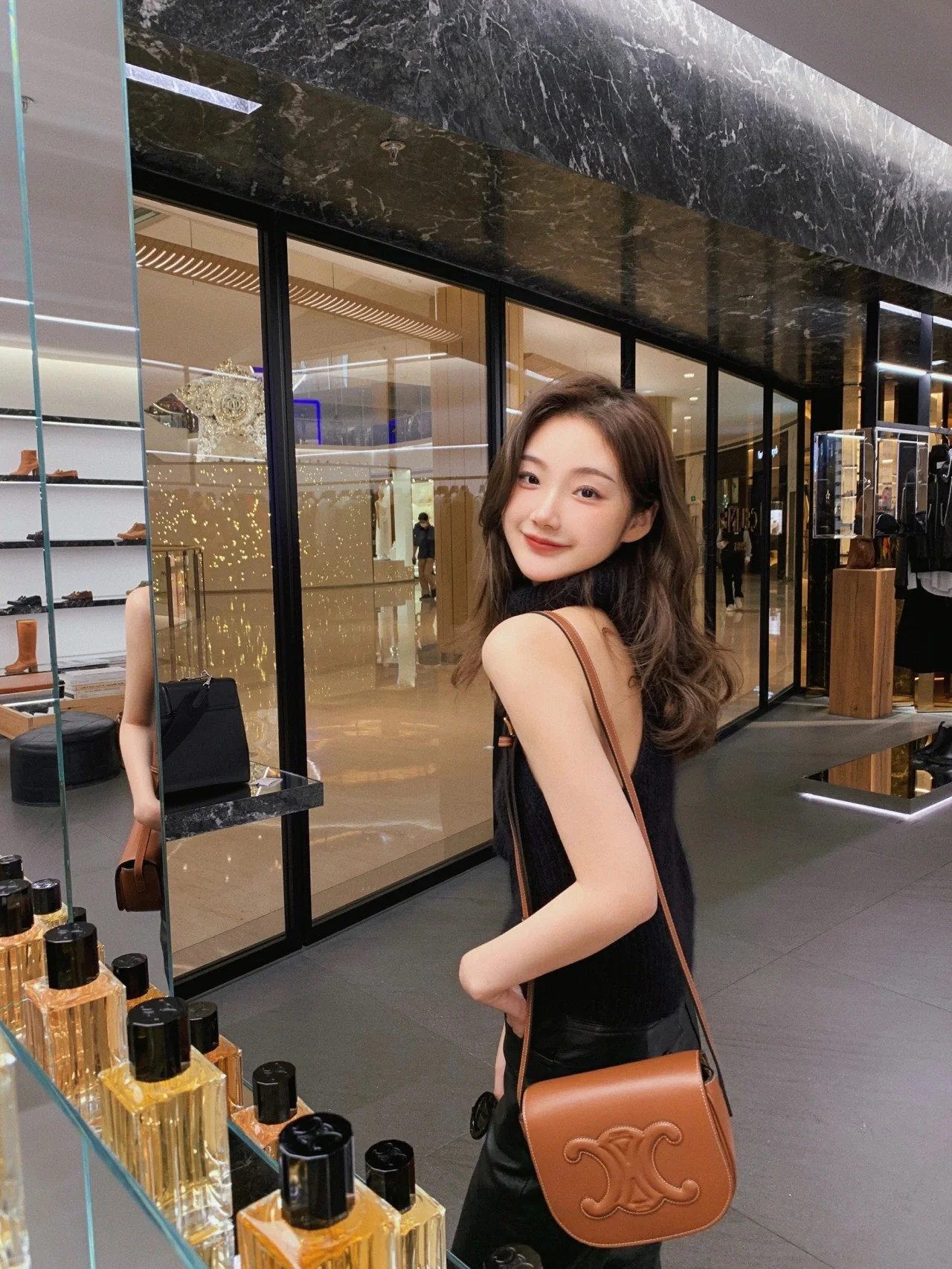 Celine-folco-cuir-triomphe-сумочка-2