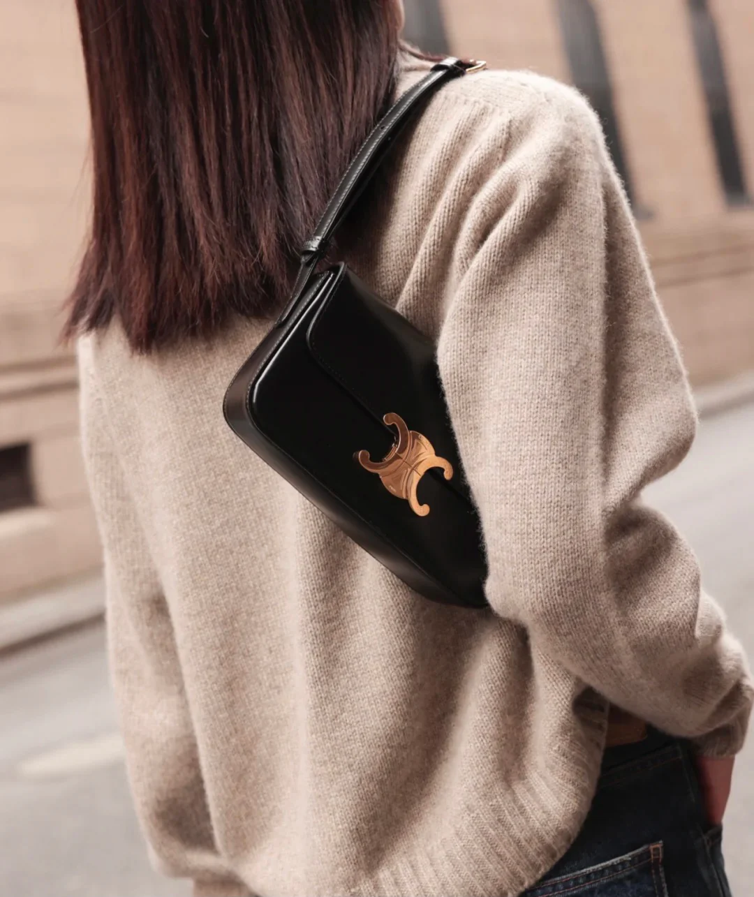 Кожаная сумка через плечо Celine Triomphe - черная