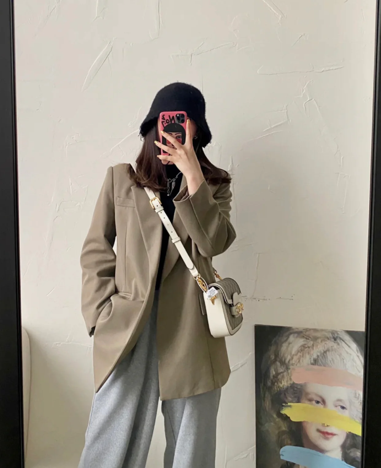 Сумка-седло Gucci 1955 с пряжкой в ??виде подковы - маленькая, 20-5 см-1