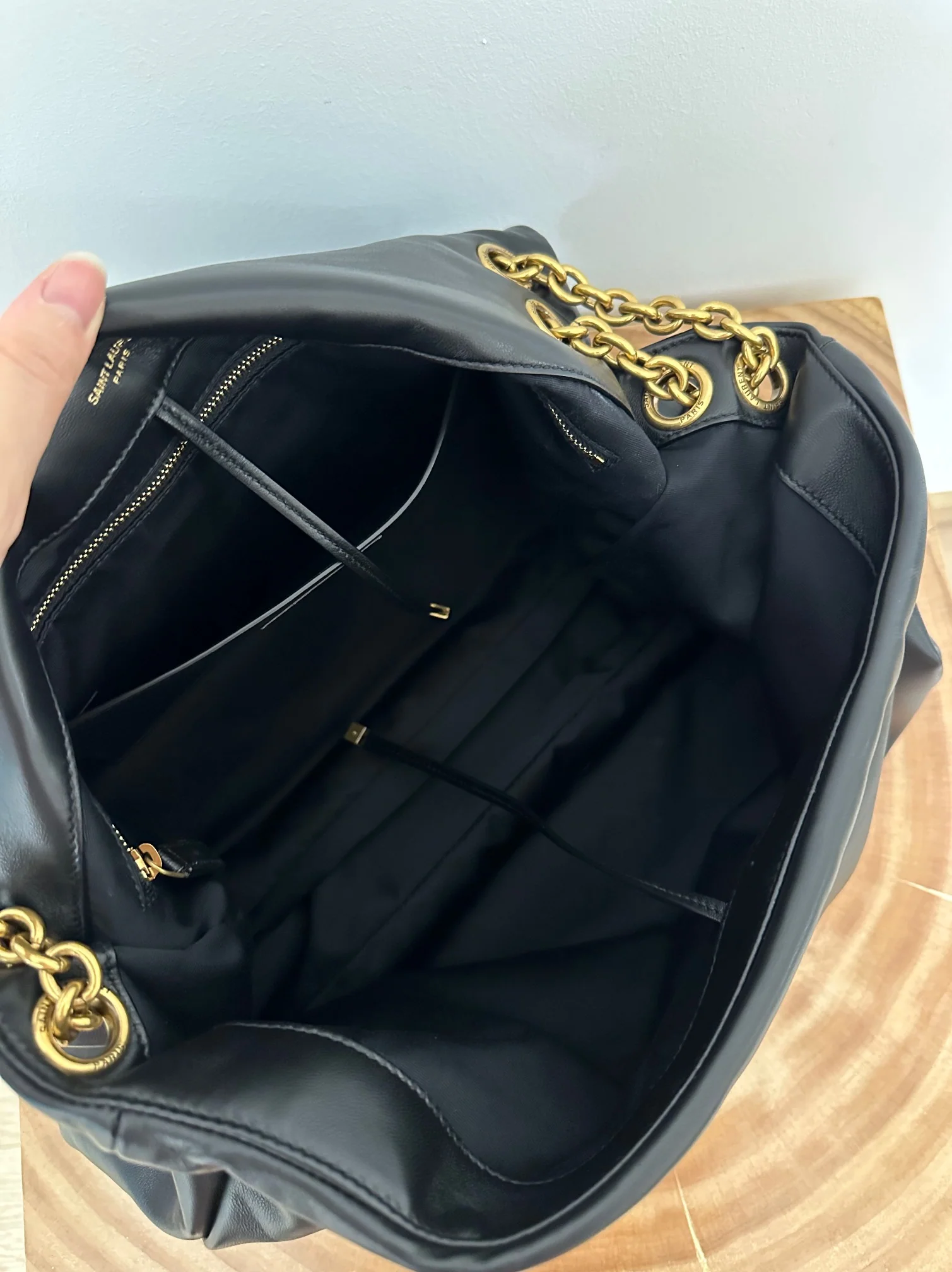 Сумка YSL из кожи ягненка наппа с двойной цепочкой - в стиле Джейми