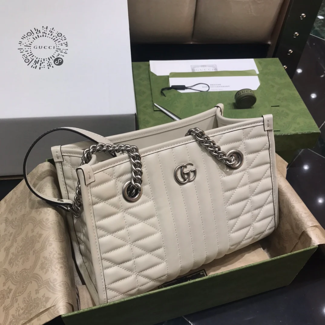 Маленькая сумка-тоут Gucci Marmont Geometric Series - 1