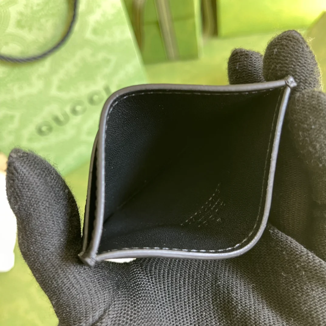 Gucci 卡包／卡片夹／名片夹