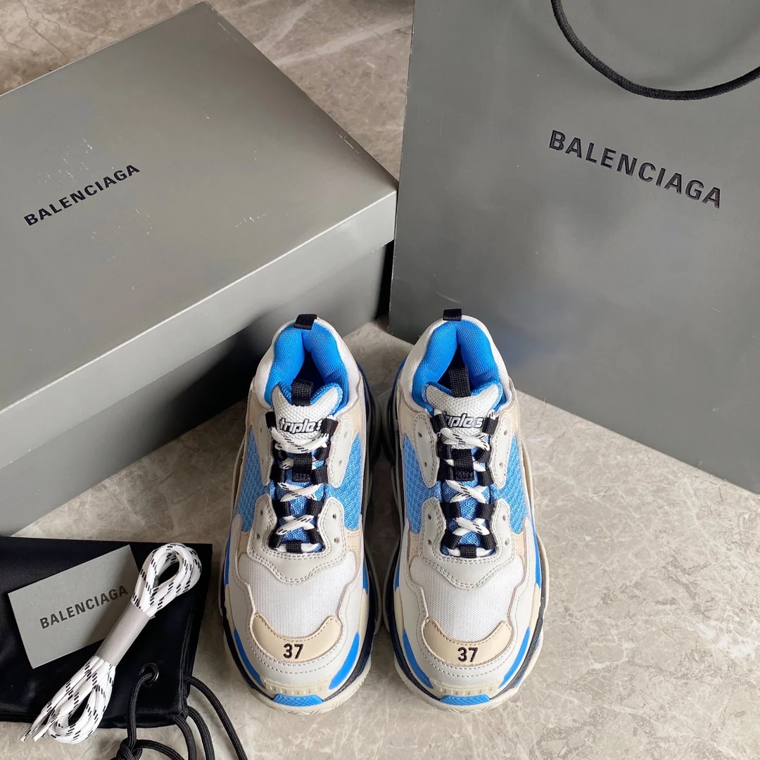 Кроссовки Balenciaga Triples Sporty Chunky белого и синего цвета