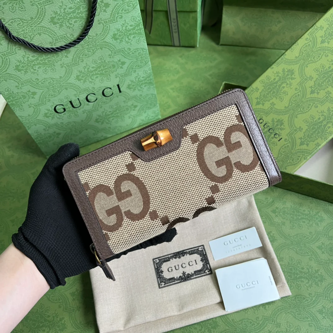 Gucci 竹节拉链长夹