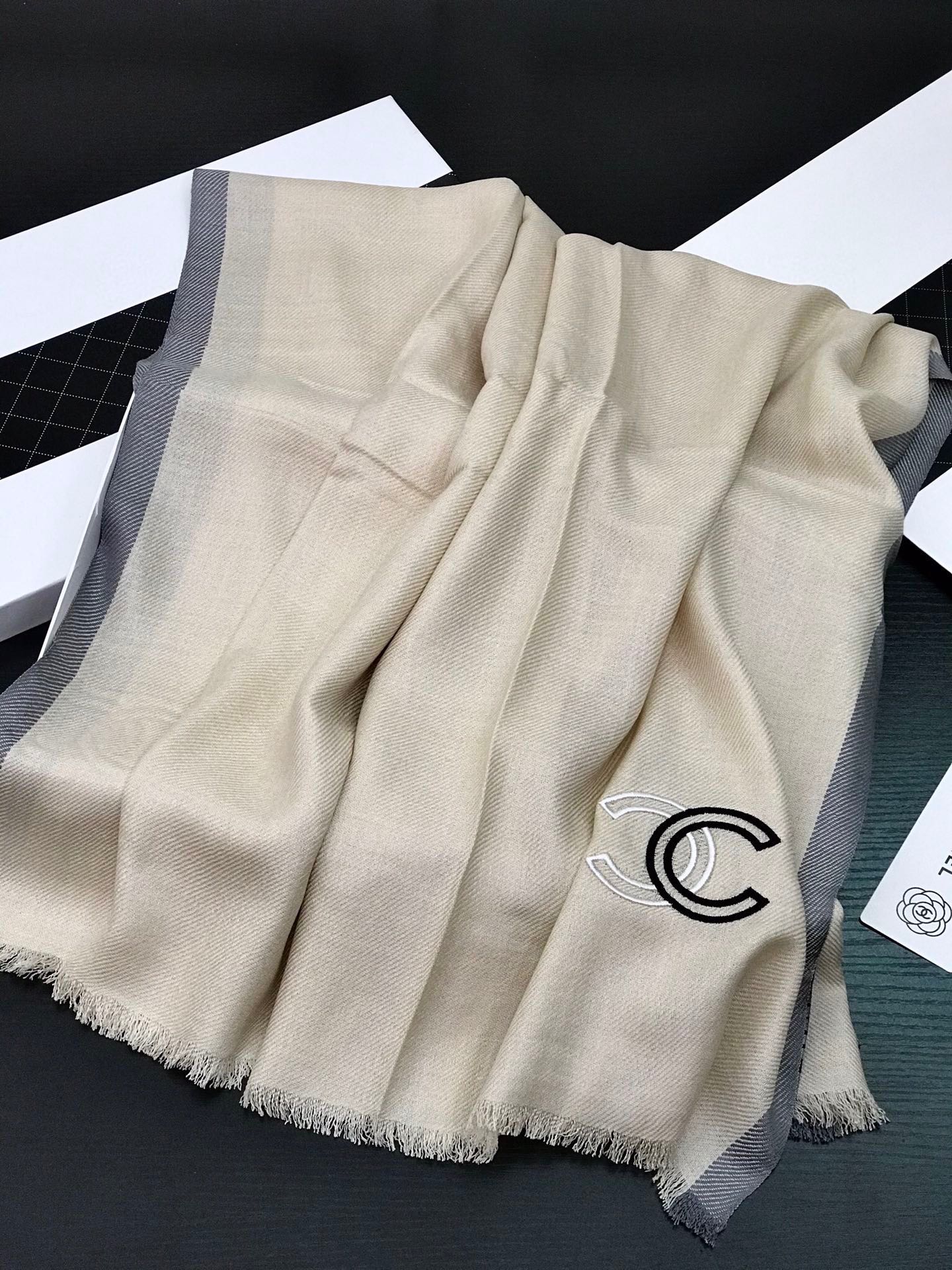 Шерстяной шарф Chanel из модала - 70-200 см