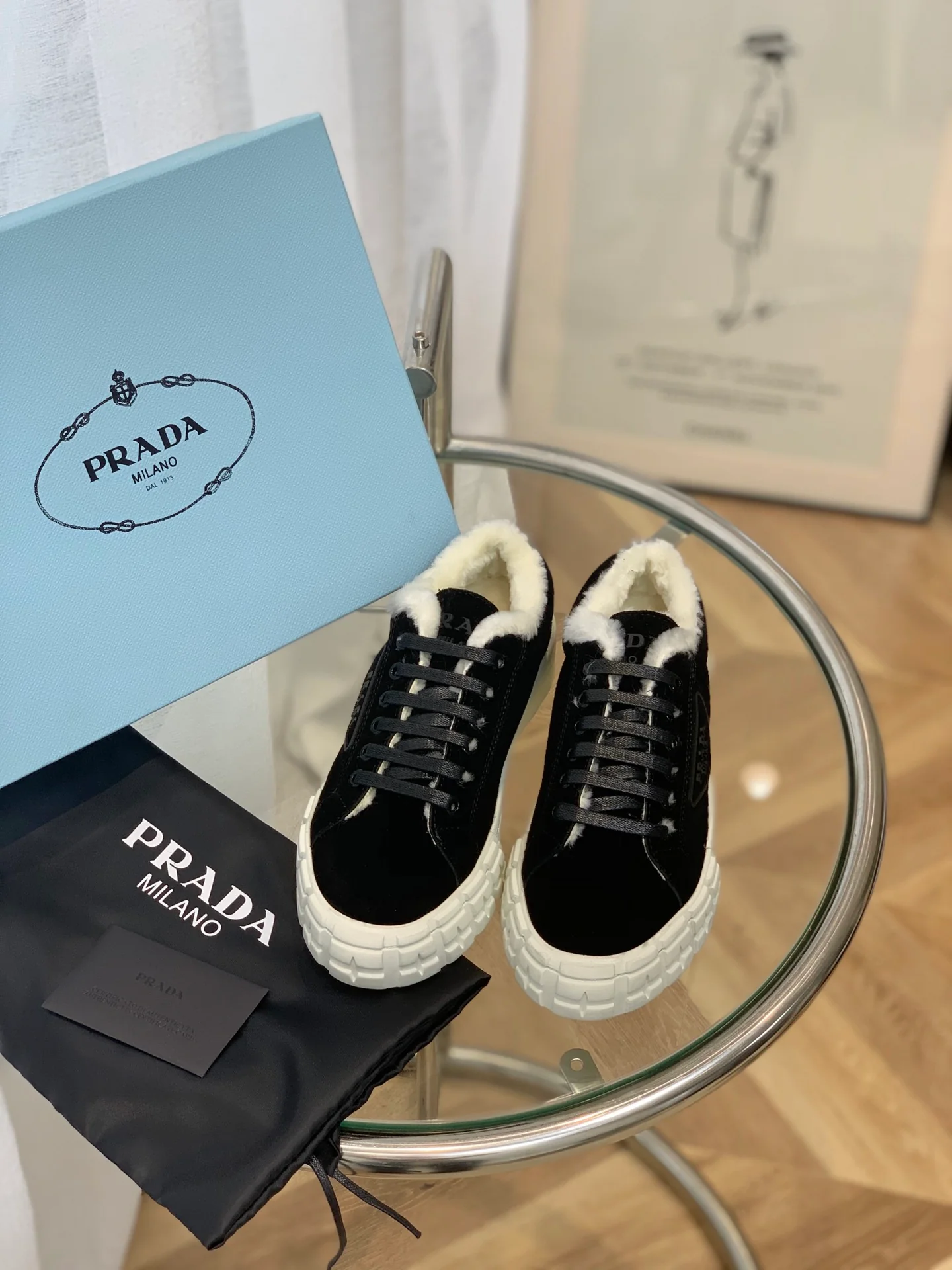 Туфли Prada - Prada - на платформе - меховые - бисквитные - черные