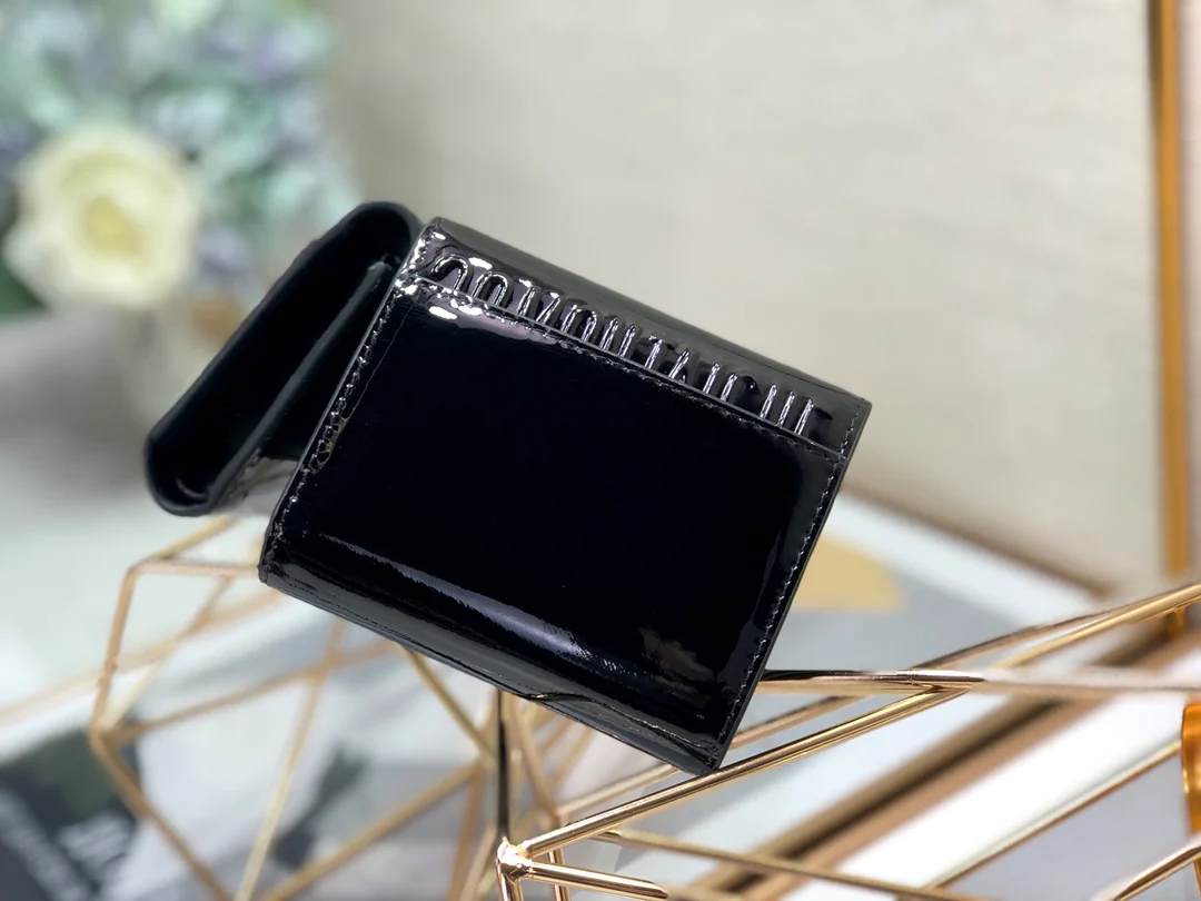 Dior 30 Montaigne 蒙田三折短夹