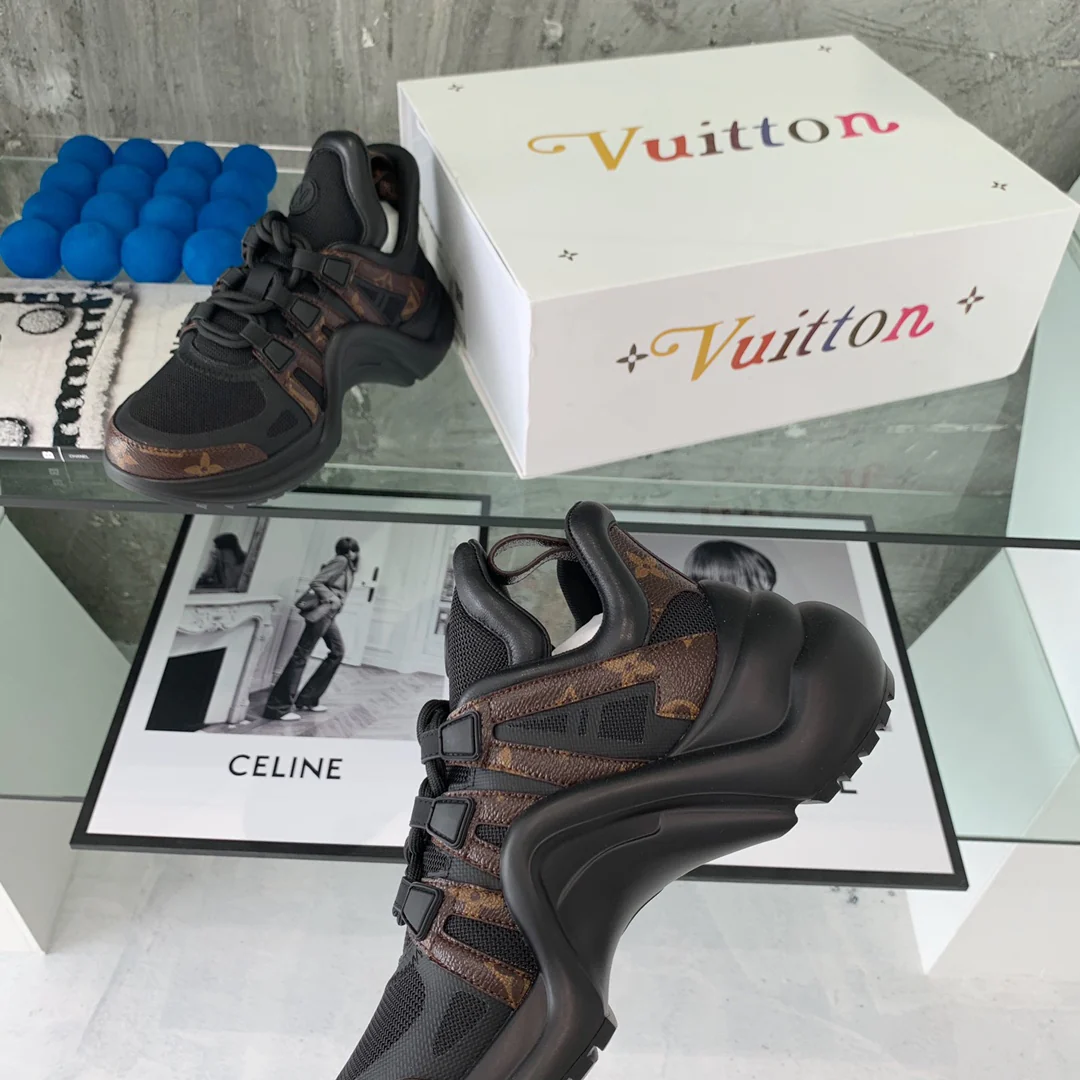 Обувь LV - массивные кроссовки LV - классическая кожа