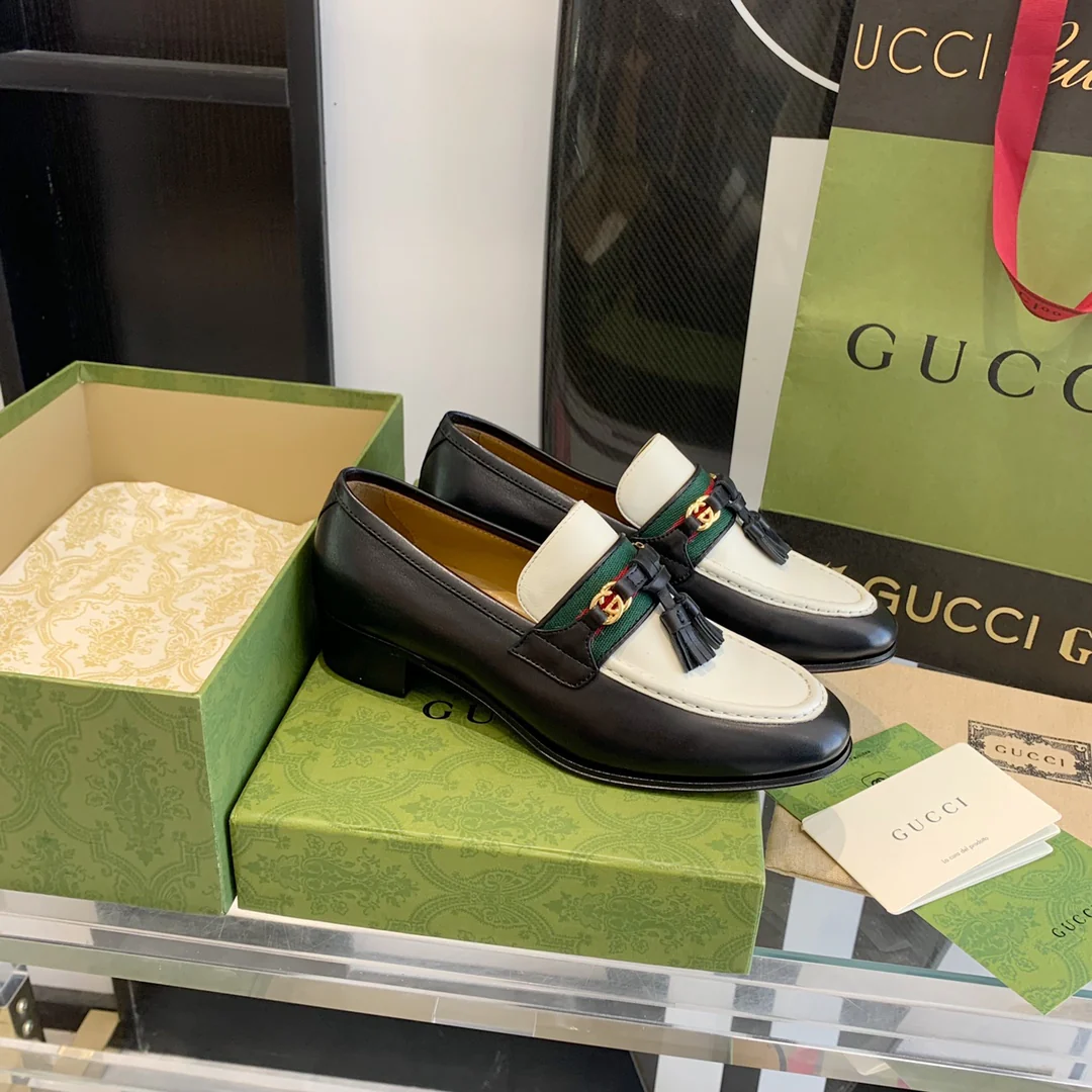 Лоферы Gucci с кисточками - 2