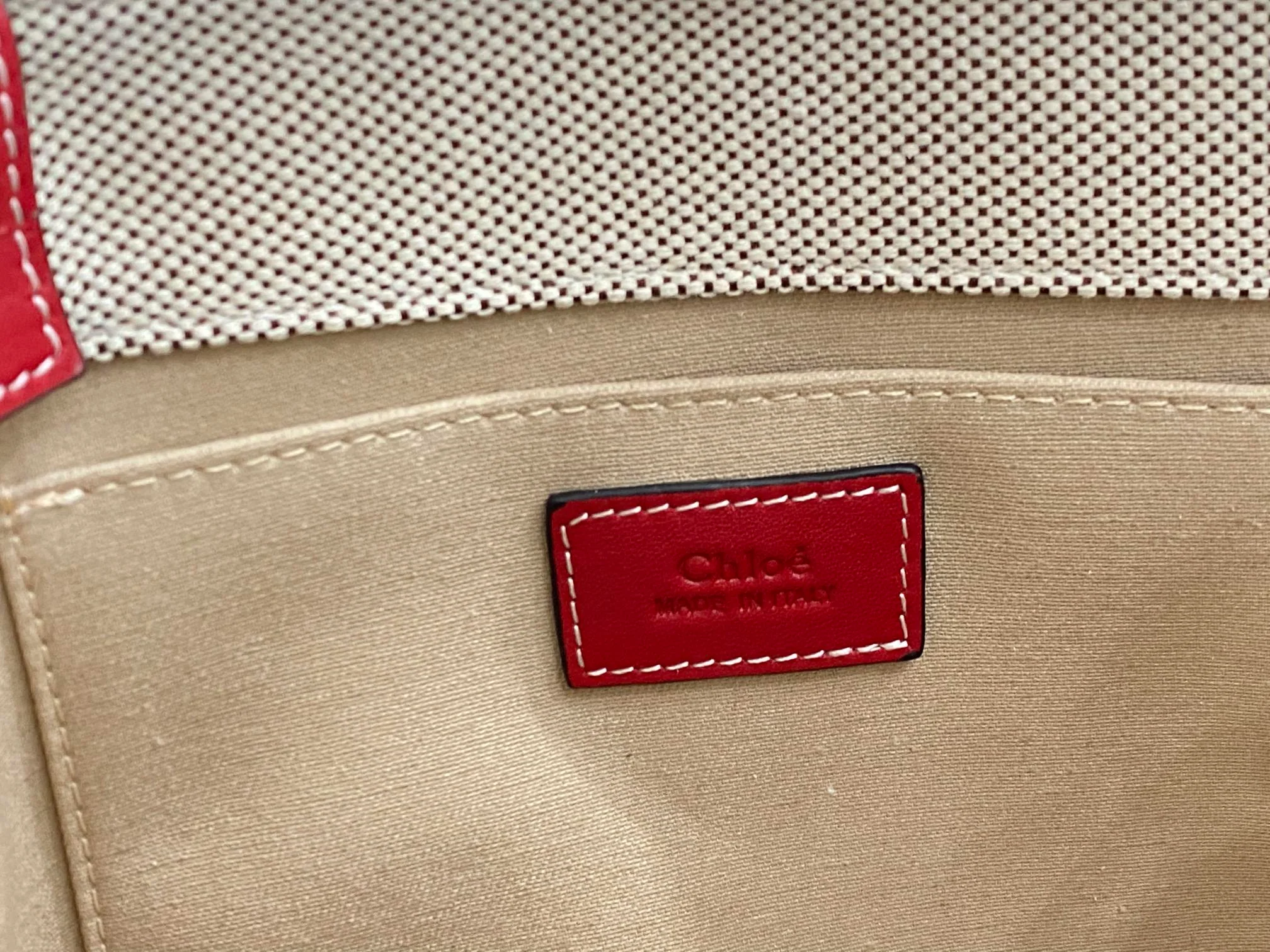 Сумка-тоут Chloe Woody, малиново-красная, маленькая.