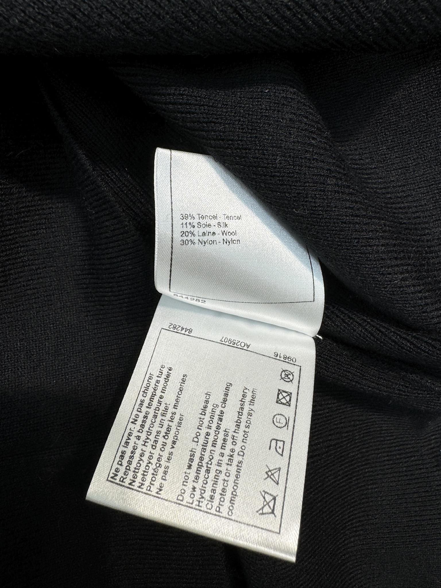 Вязаная футболка Chanel 2403 с коротким рукавом и воротником-поло - черная