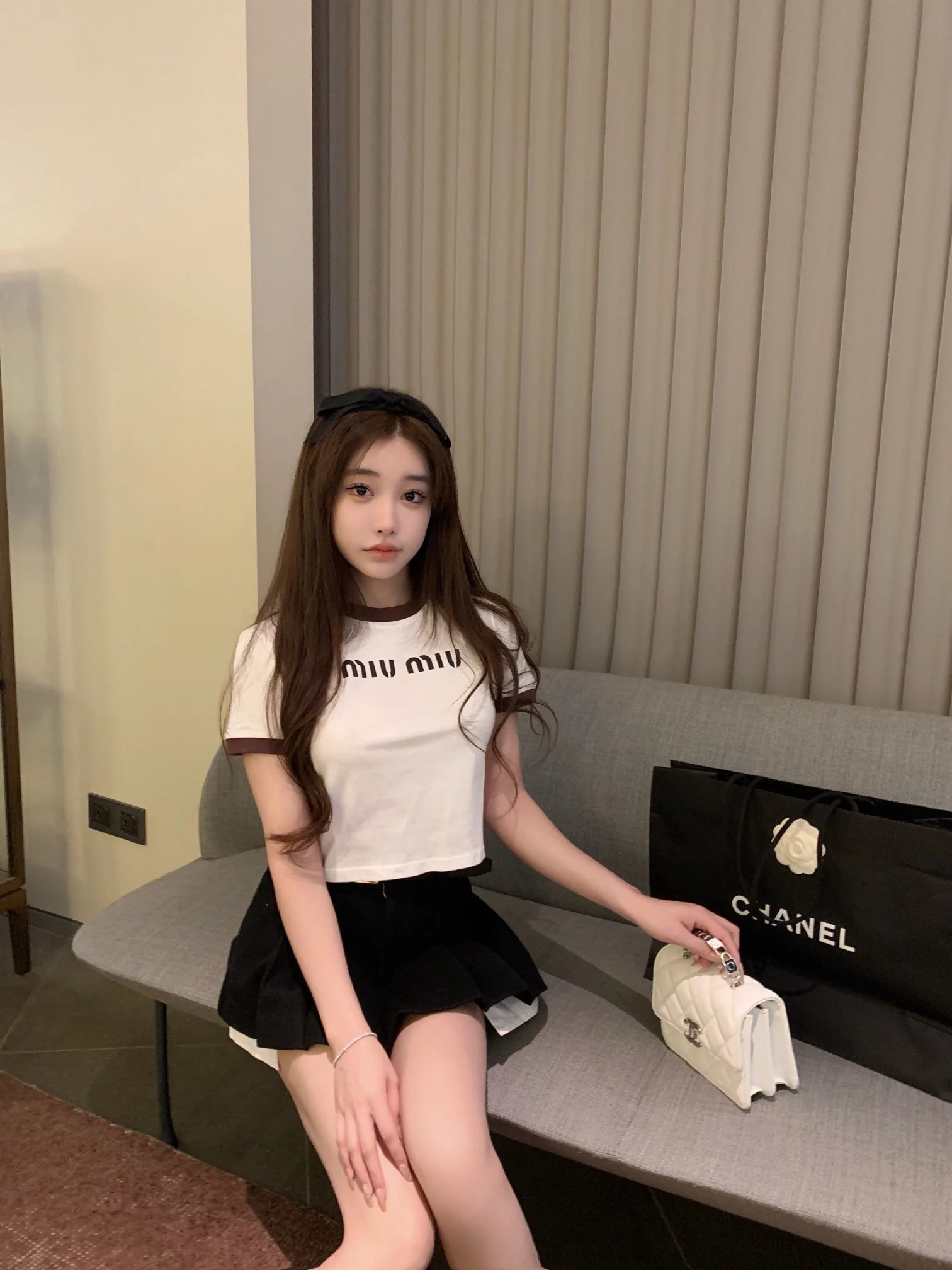 Miu Miu - 2404 - Футболка с коротким рукавом и буквенным принтом