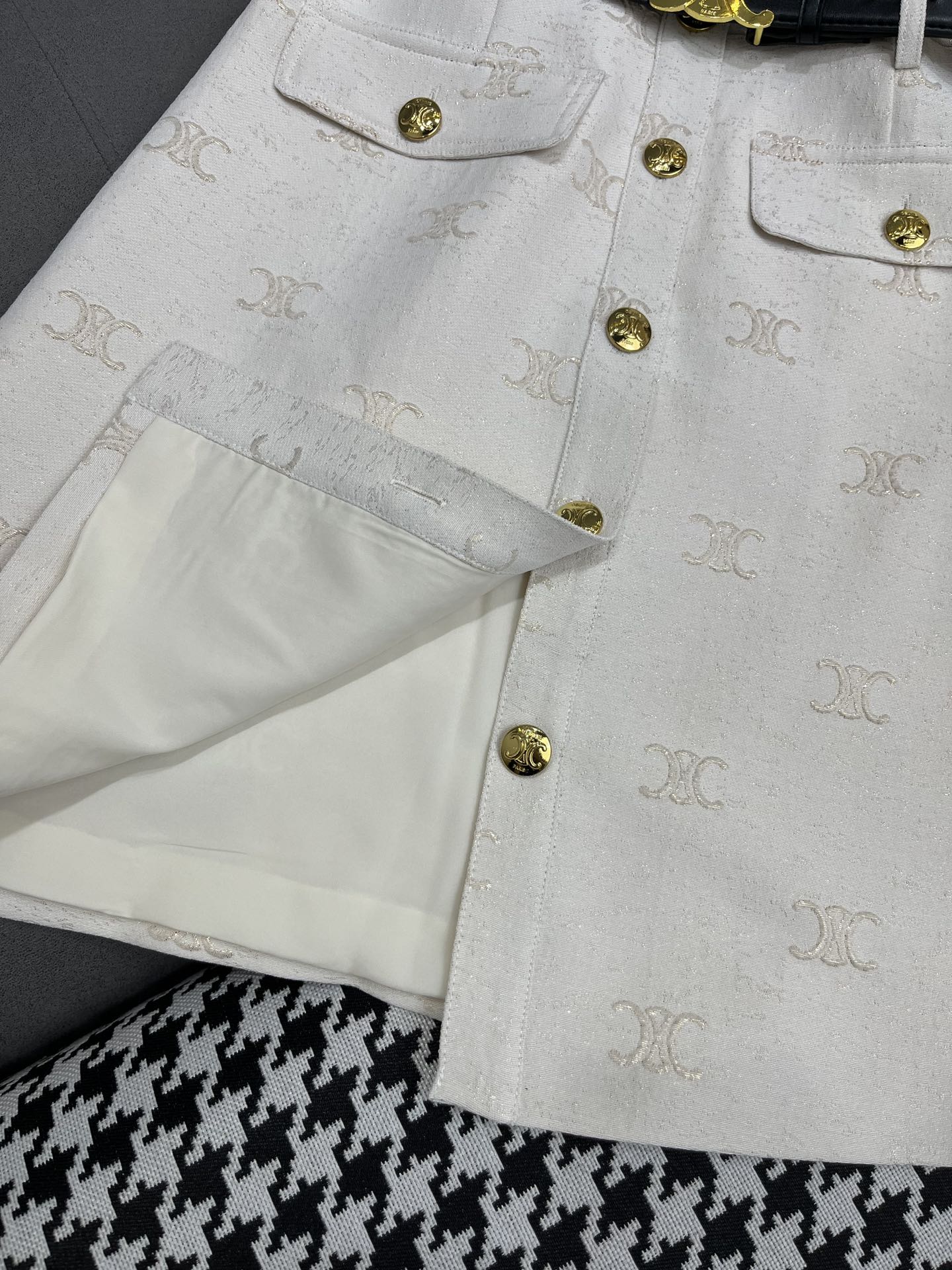 Платье Celine 2403-24ss весна/лето, новое, с отложным воротником, белое.