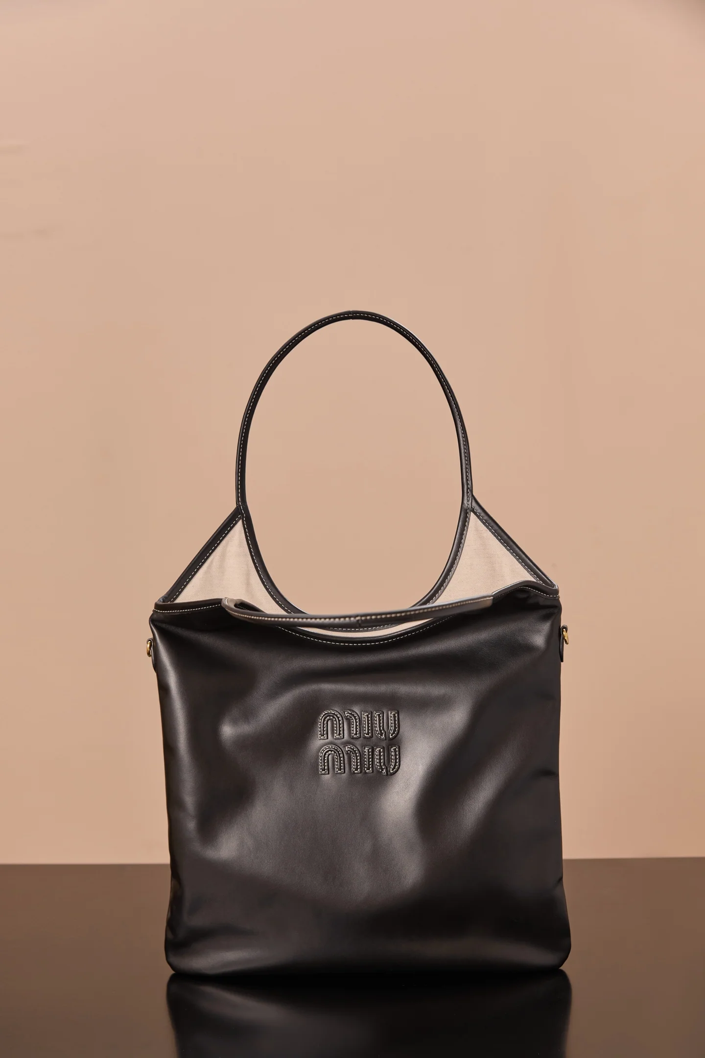 Сумка-тоут Miu Miu-5bq231m980-??? Большая, черная кожа