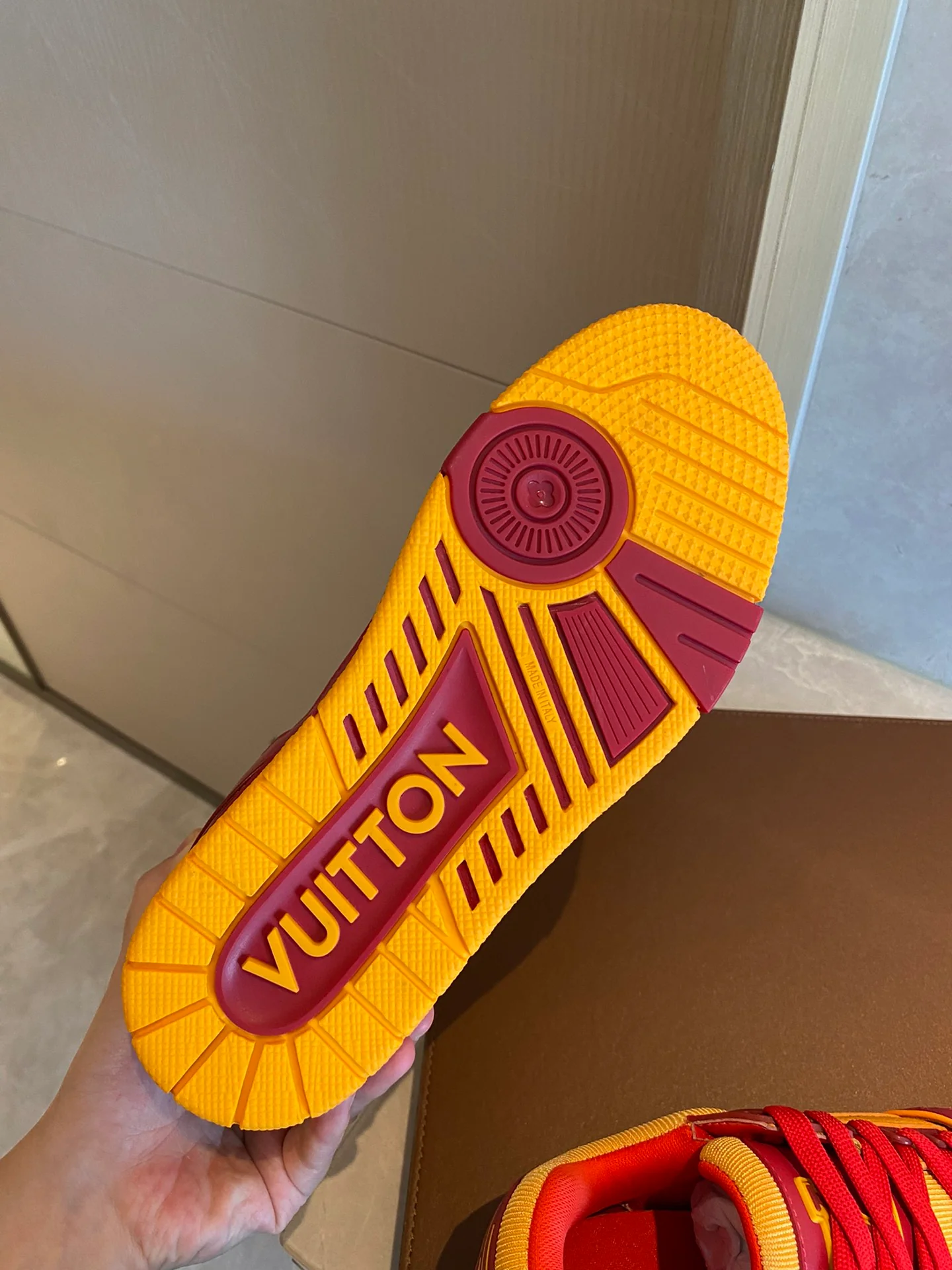 Обувь LV - кроссовки LV Trainer - 29