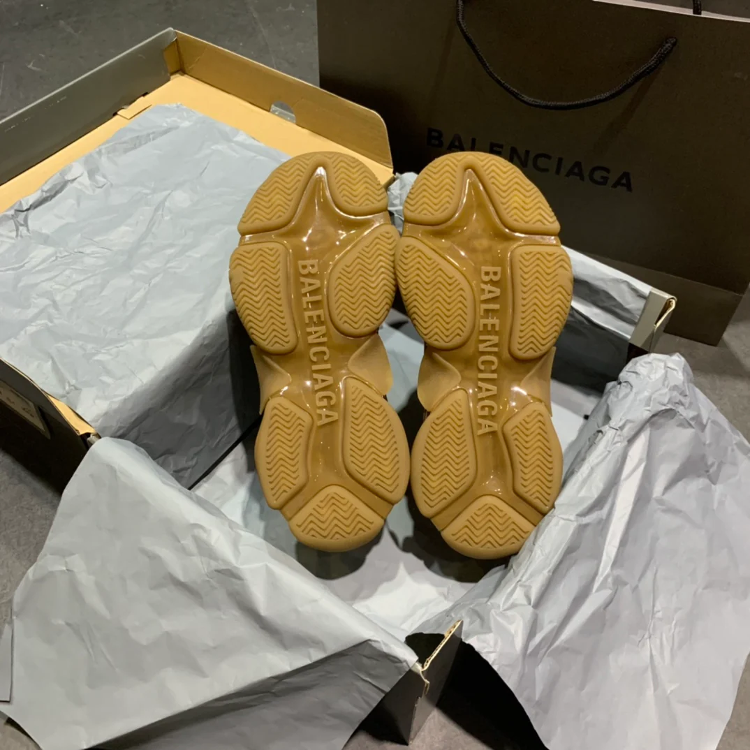 Ли Ши - Папины кроссовки - Землисто-желтый