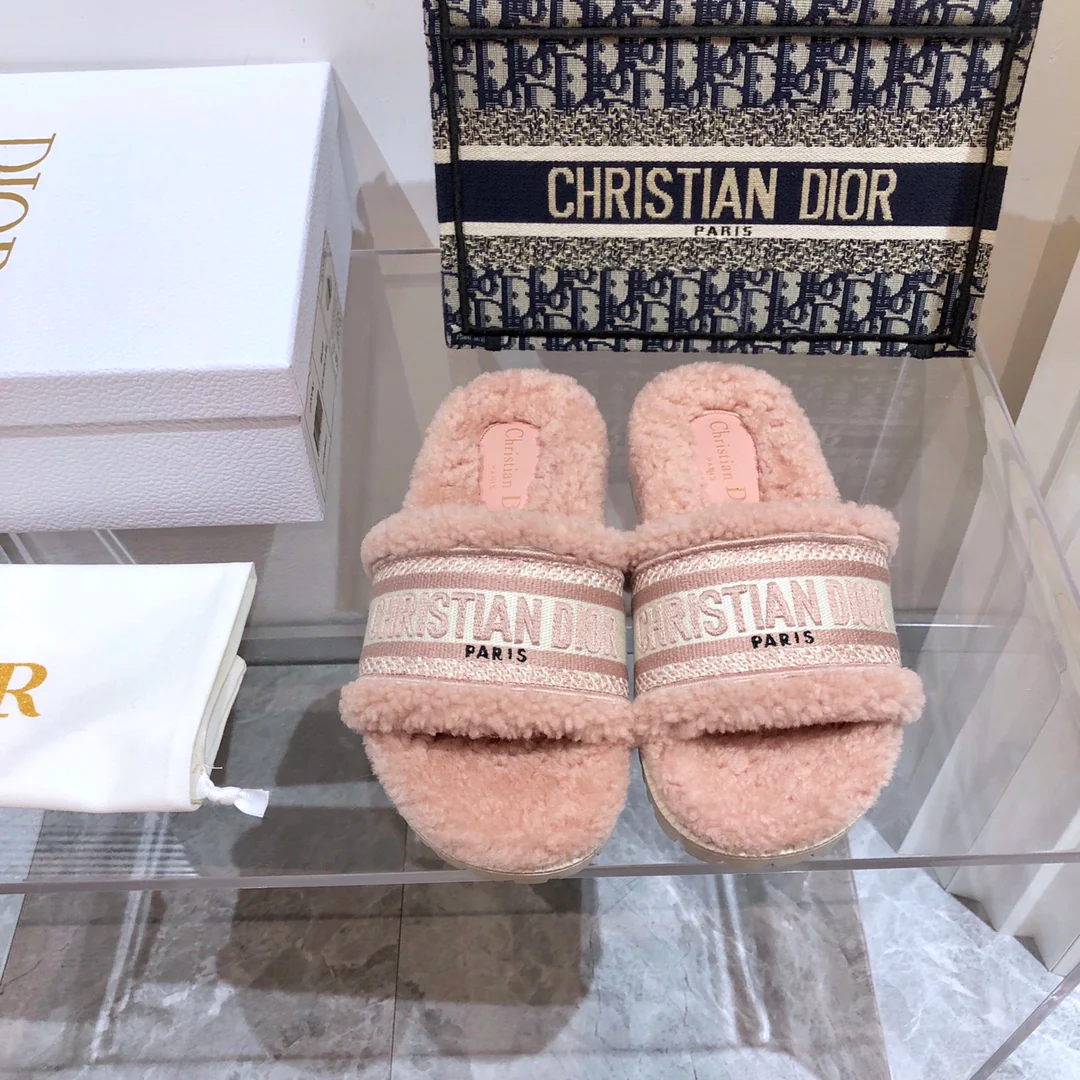 Dior - Меховые сандалии на платформе - Розовые