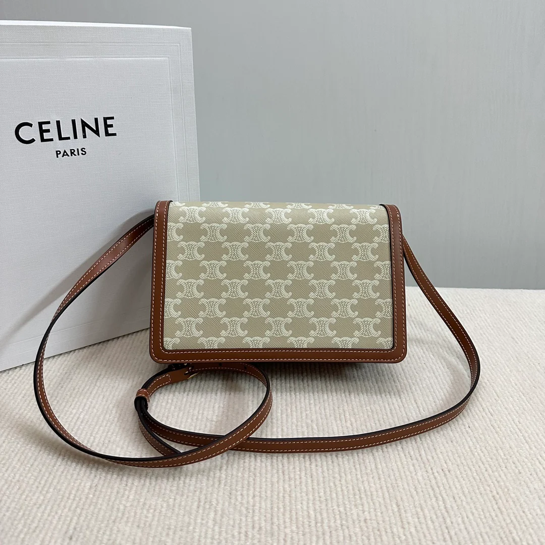 Сумка-конверт Celine WOC - полностью кожаный плечевой ремень - бежевый