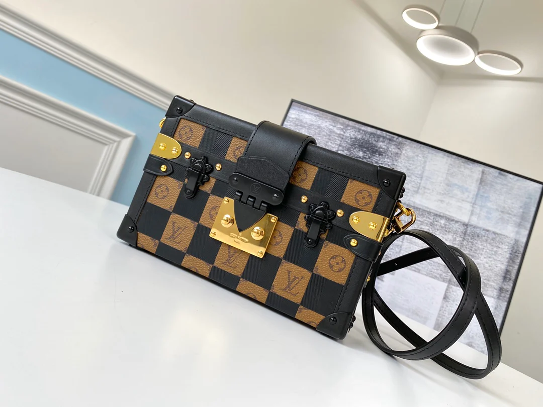 m53253-LV-petite-malle-handbag-check pattern