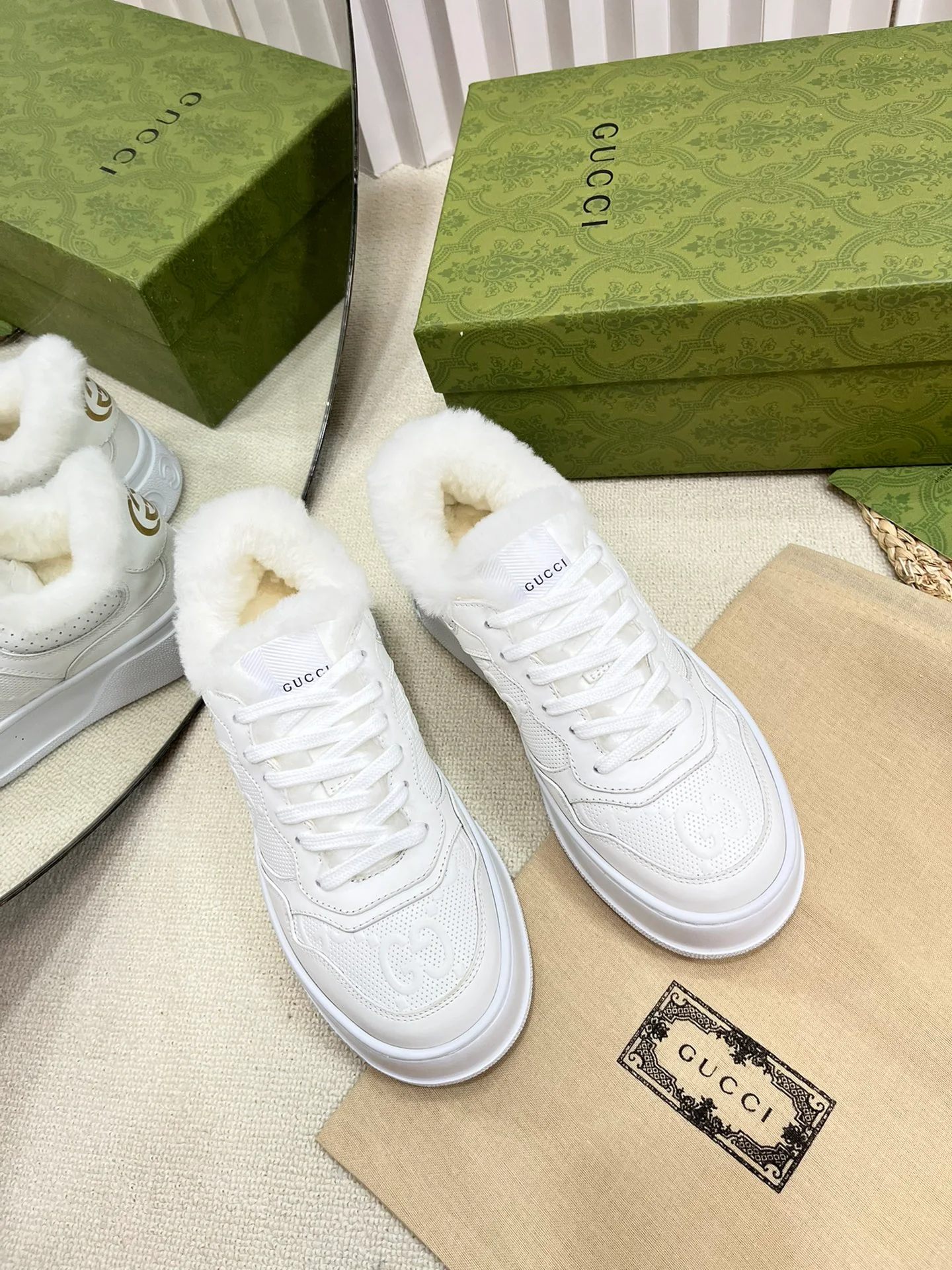 Туфли Gucci 2024 Wool Biscuit Shoes - белые