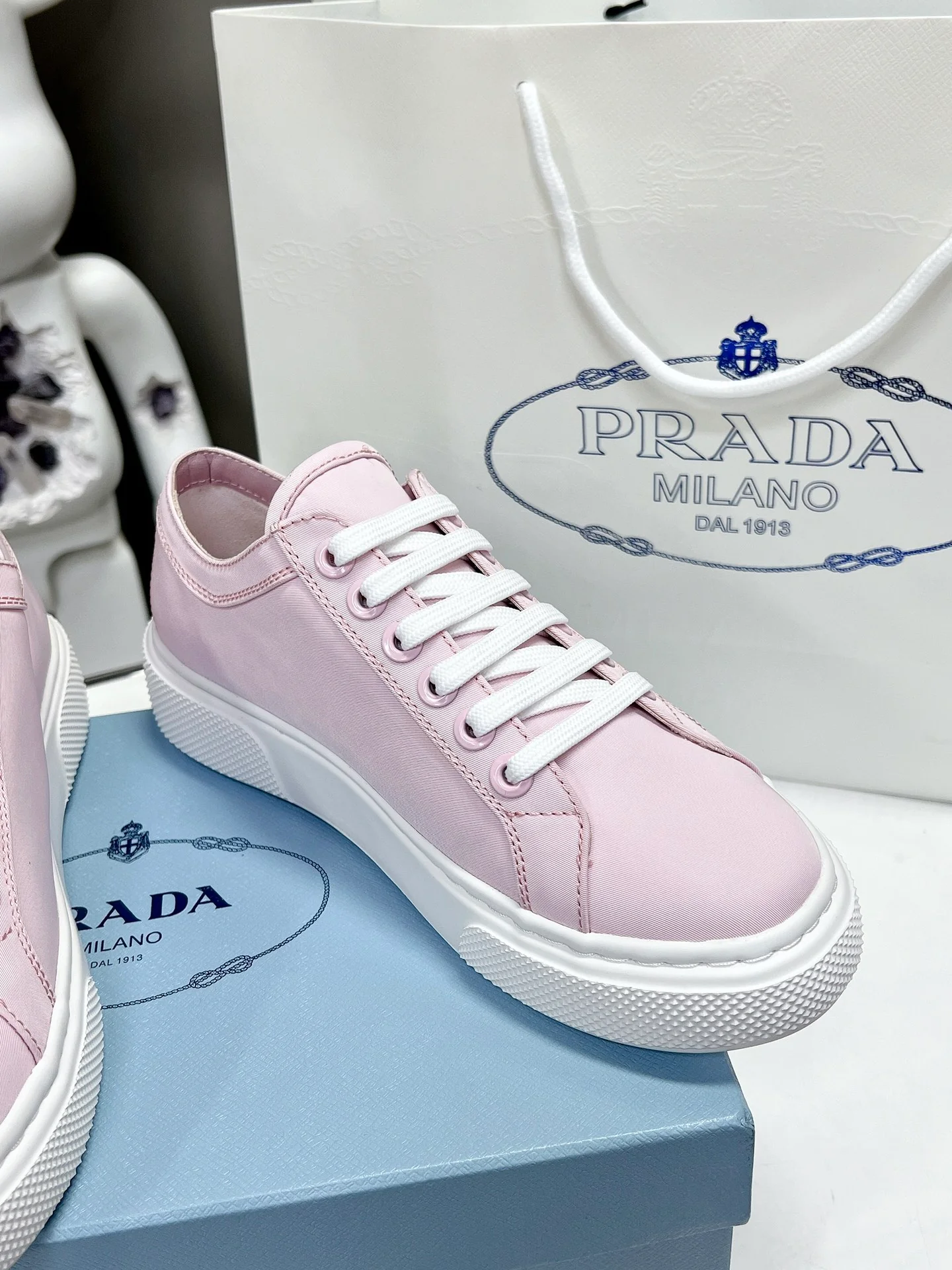 Новинка сезона осень/зима 2022 от Prada - повседневные туфли на платформе - 2