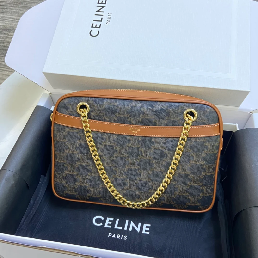 Сумочка Celine-triomphe-canvas-patapans