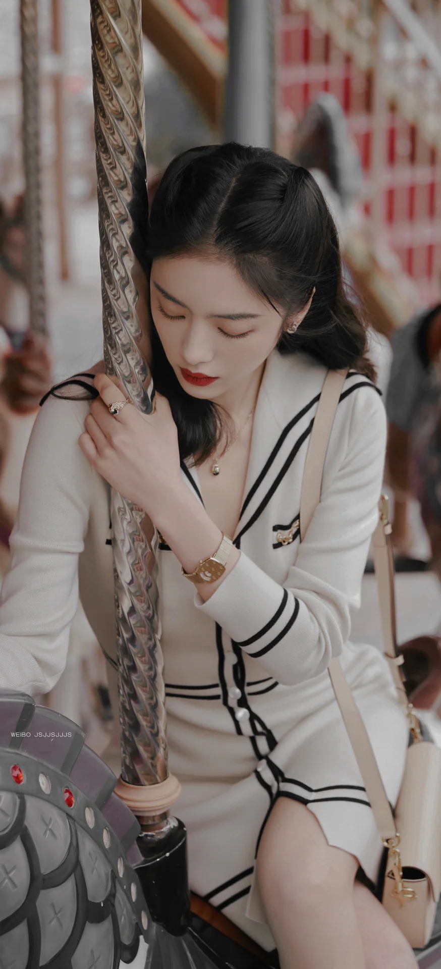 Сумка-седло Gucci 1955 из натуральной кожи с пряжкой в ??виде подковы