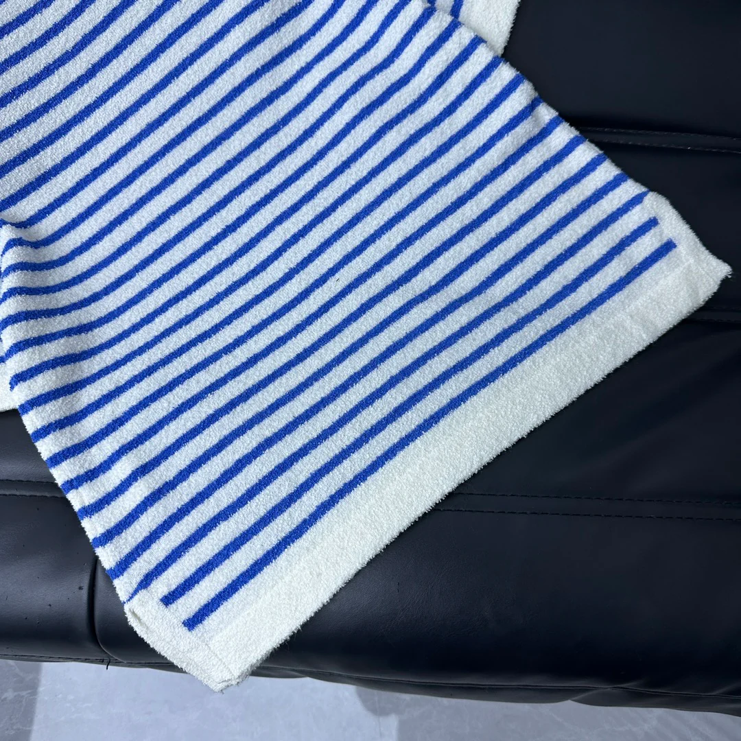 Вязаный топ Chanel 2403 в полоску с короткими рукавами - 1 шт.