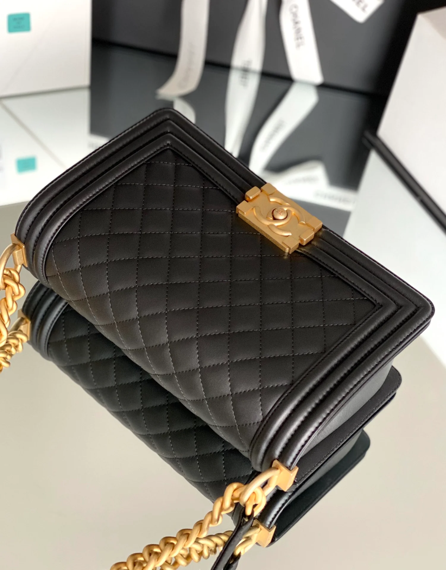 Chanel-boy-25cm-46