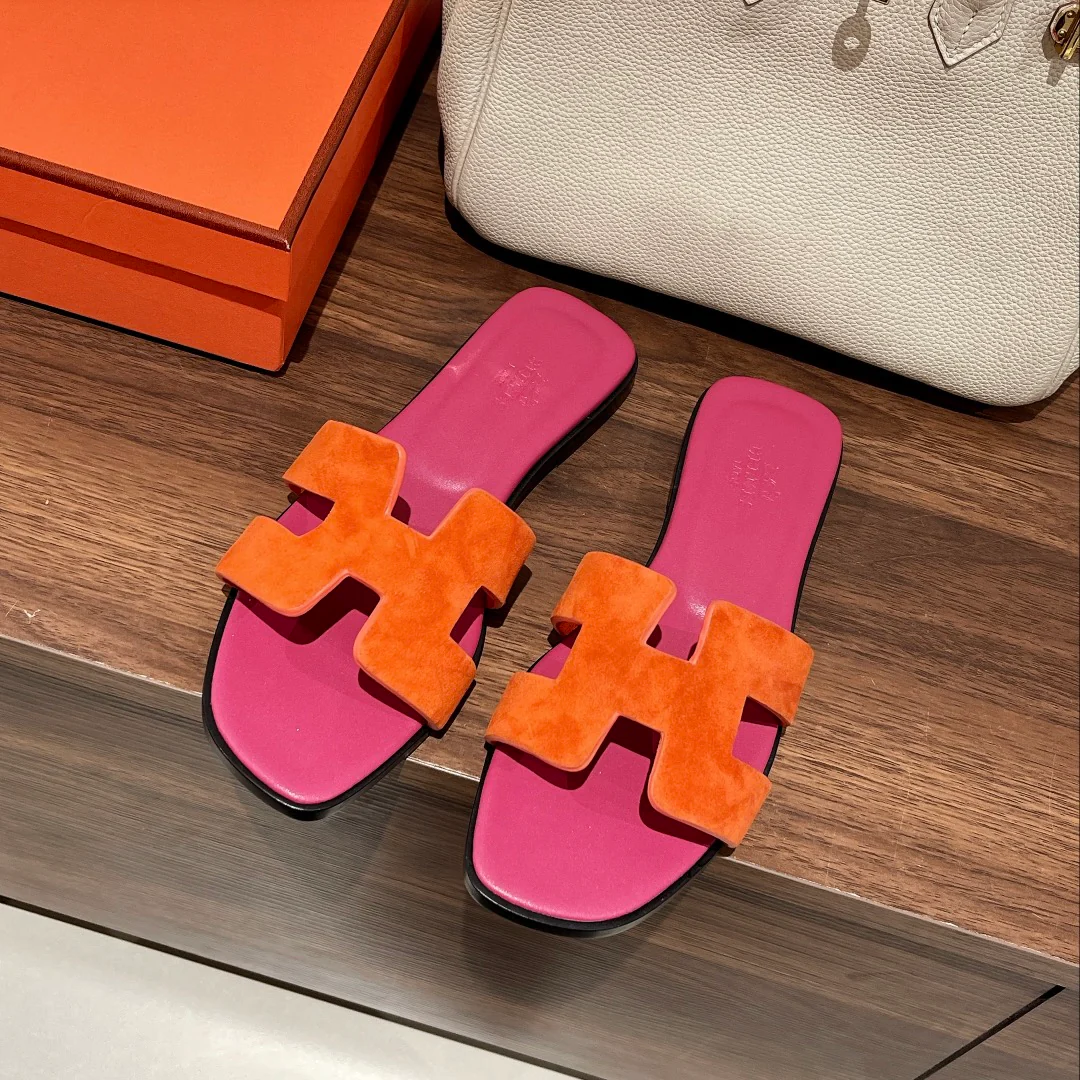 Весенняя коллекция Hermes 2023 - Цвета макарон - Тапочки H