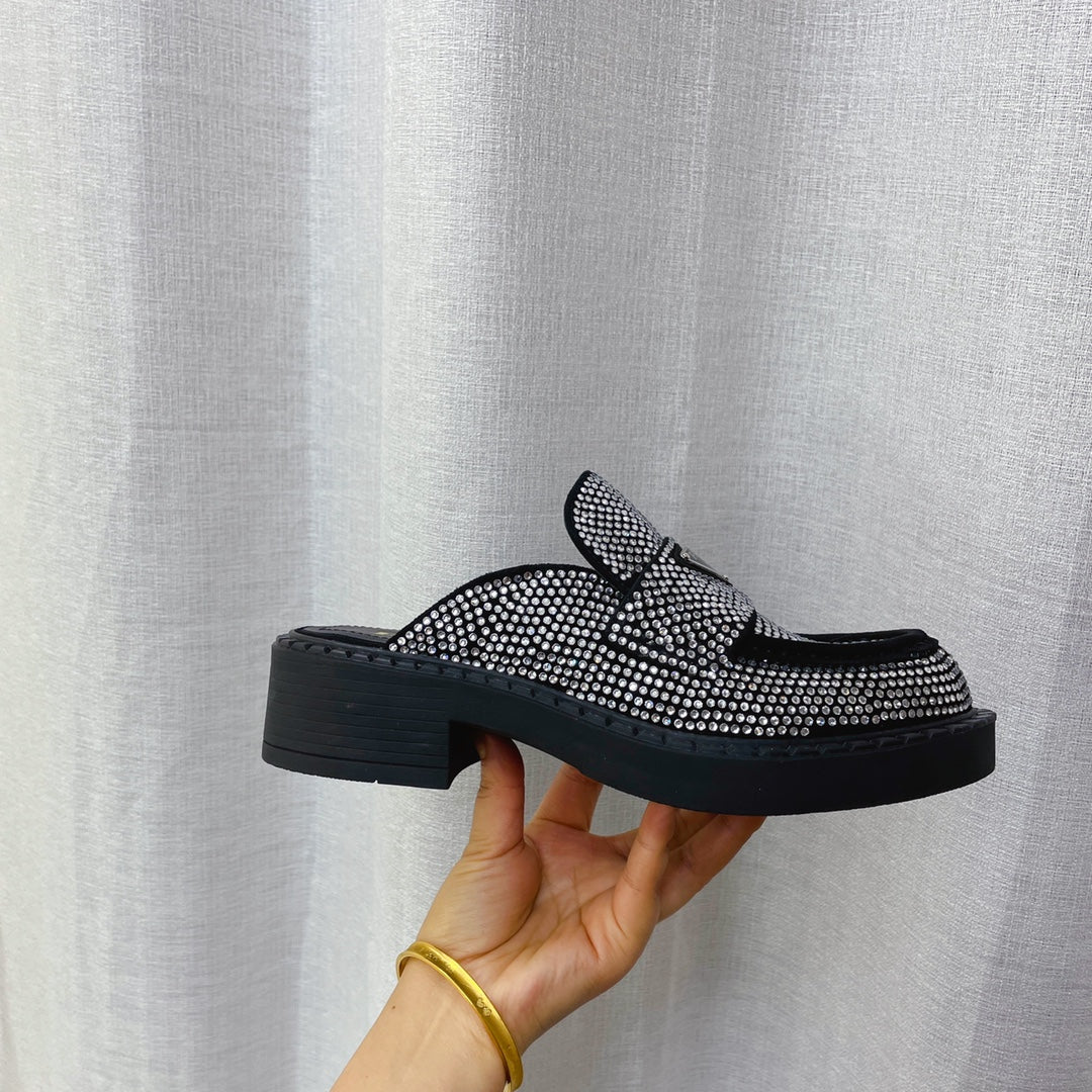 Обувь Prada - Мюли Prada, украшенные стразами