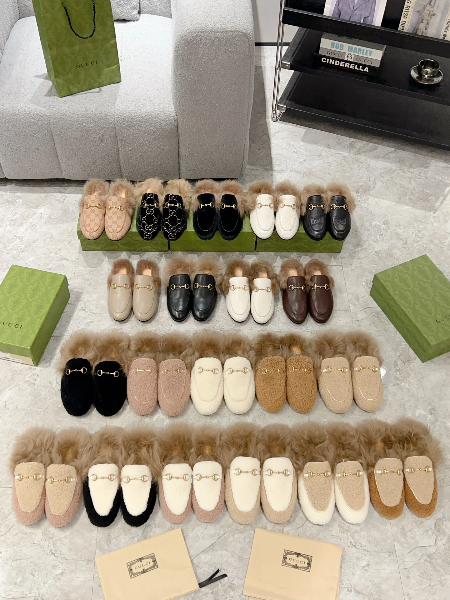 Новые поступления коллекции Gucci осень/зима 2023 — шерсть тосканская — тапочки с закрытым носком — изображение коллекции