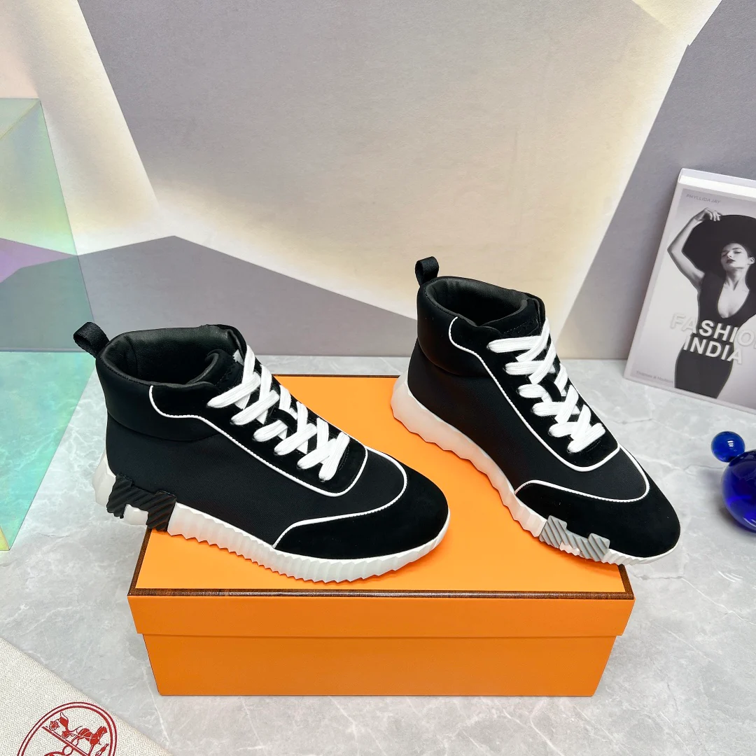 Новинки сезона весна/лето 2023 от Hermes - Высокие повседневные кроссовки - Унисекс - Черно-белые