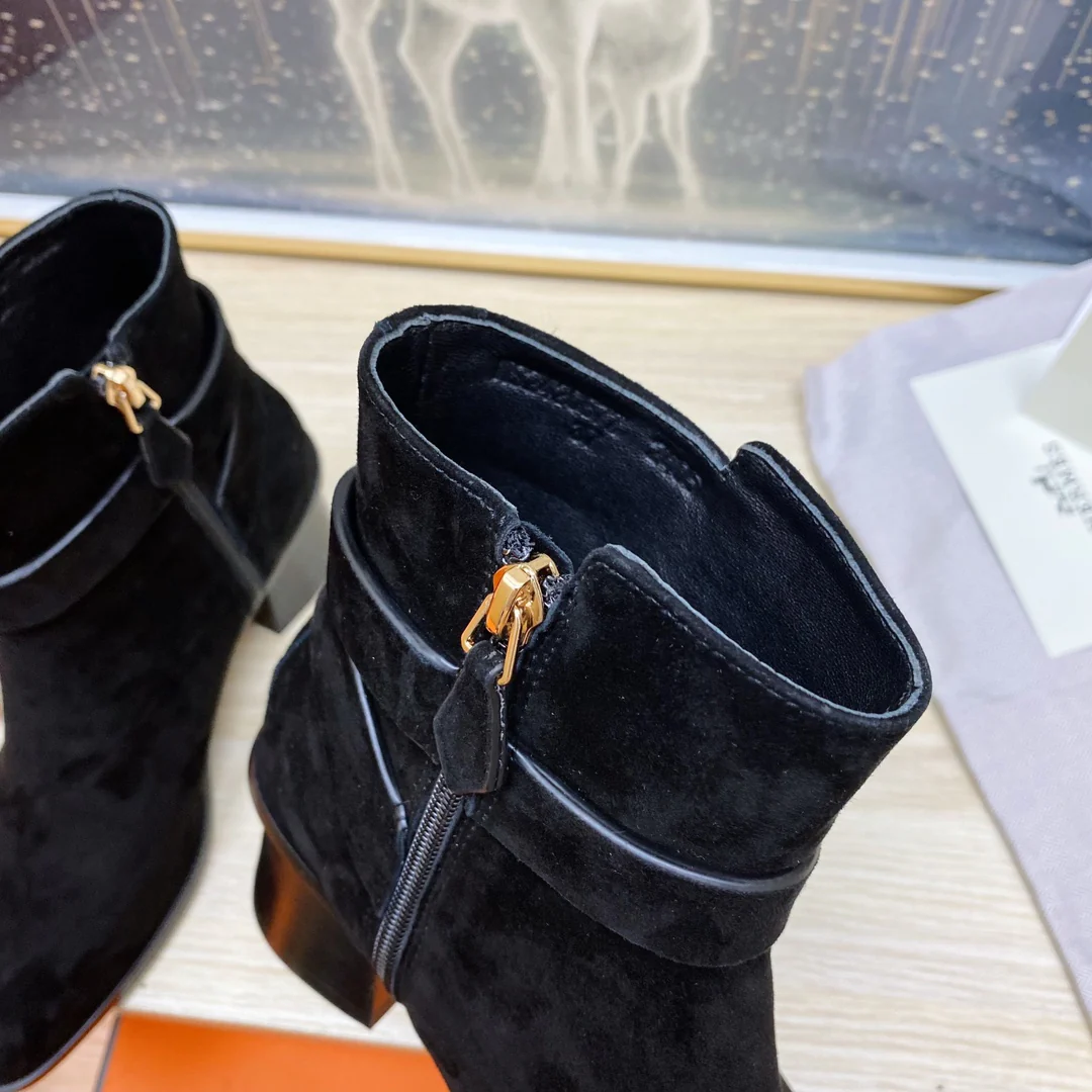 Короткие кожаные сапоги Hermes 2024 - черные