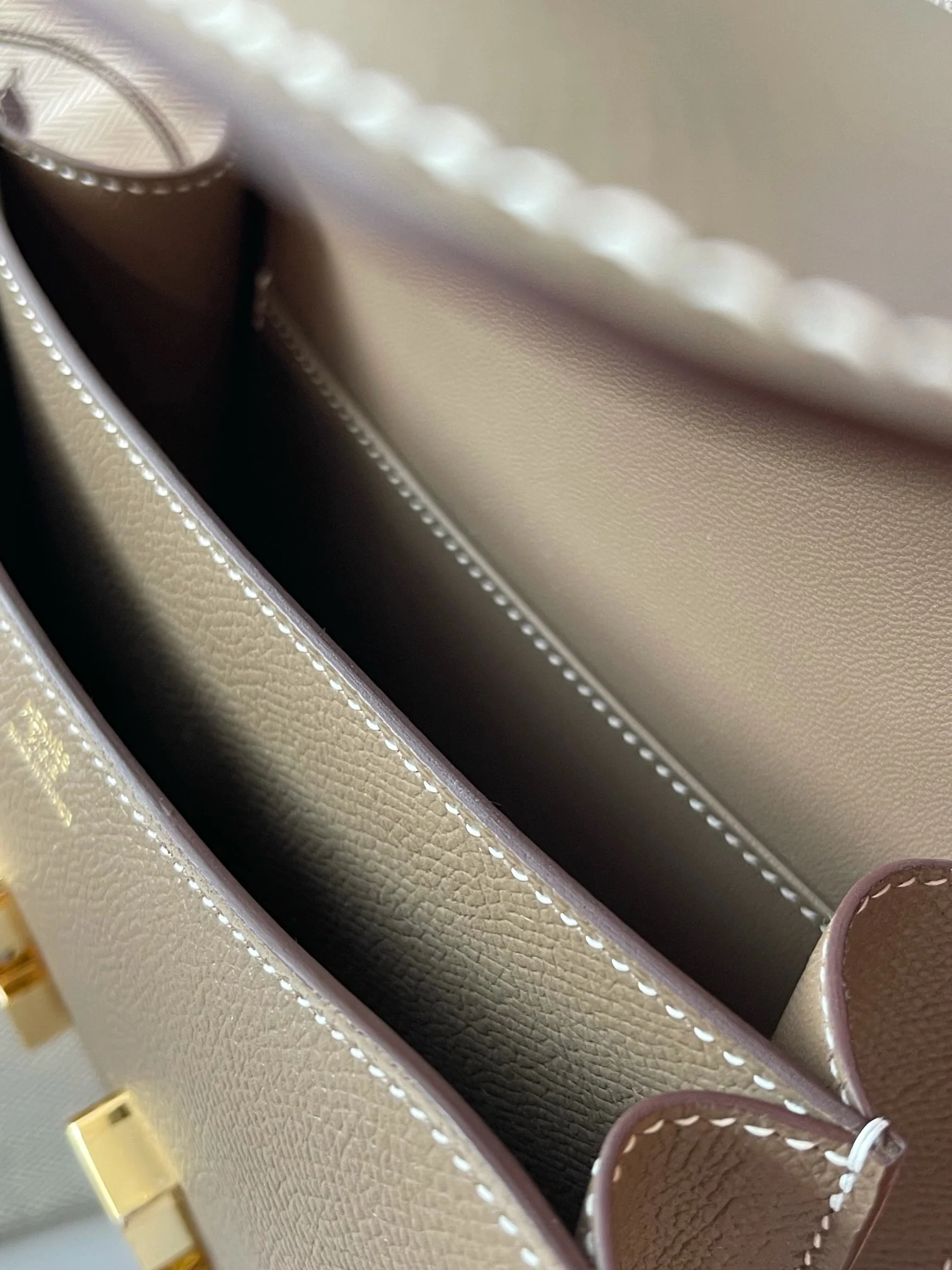 Hermes-constance-mini-epsom-elephant серо-золотая пряжка