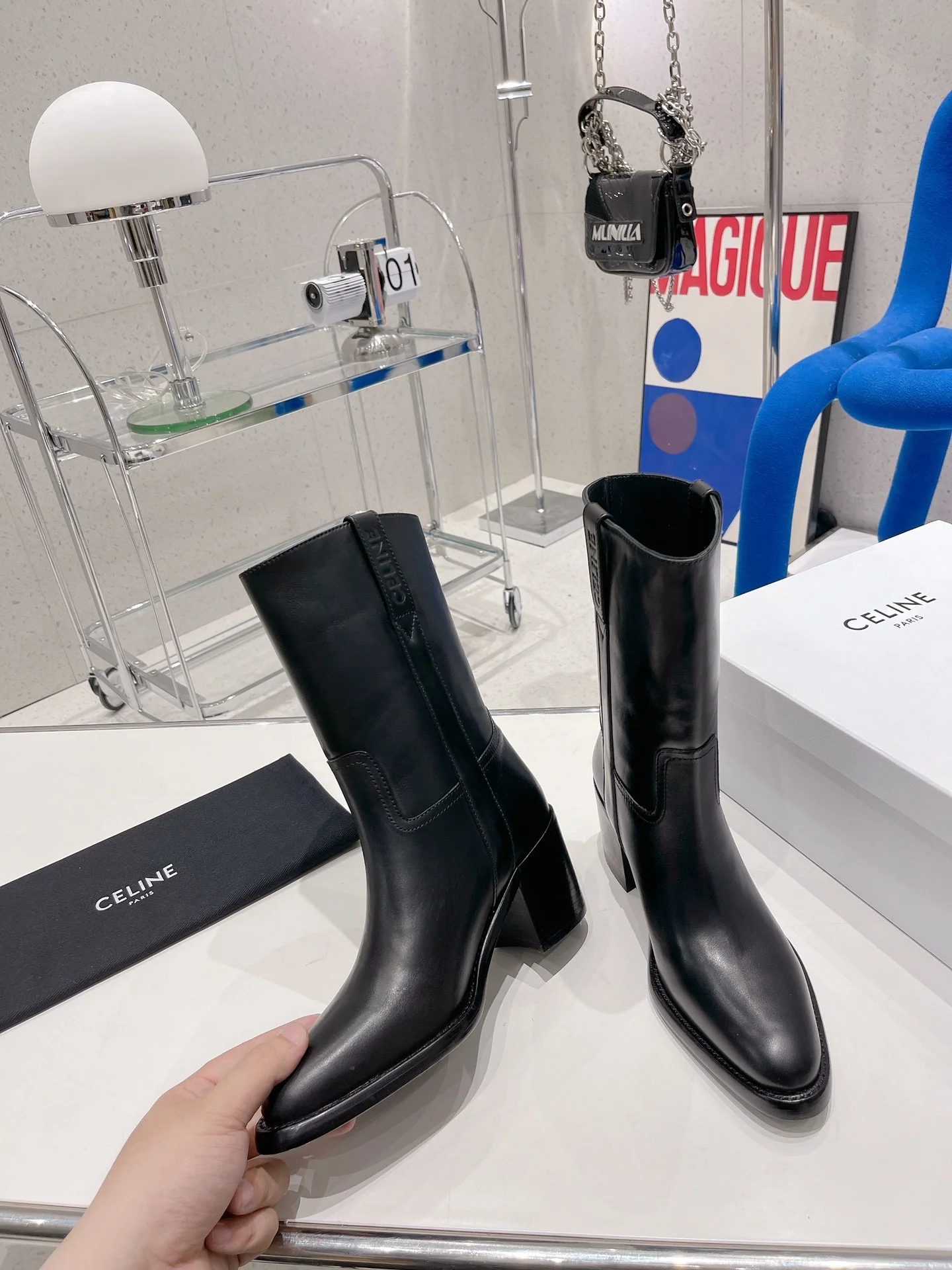 Новинка сезона осень/зима 2022: сапоги на высоком каблуке Celine - размеры 35-40.