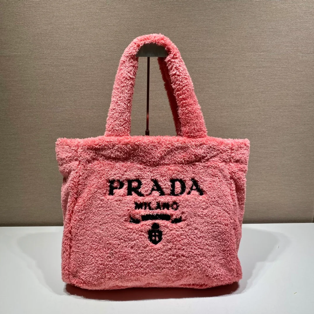 Сумка-шоппер Prada из махровой ткани (розовая)