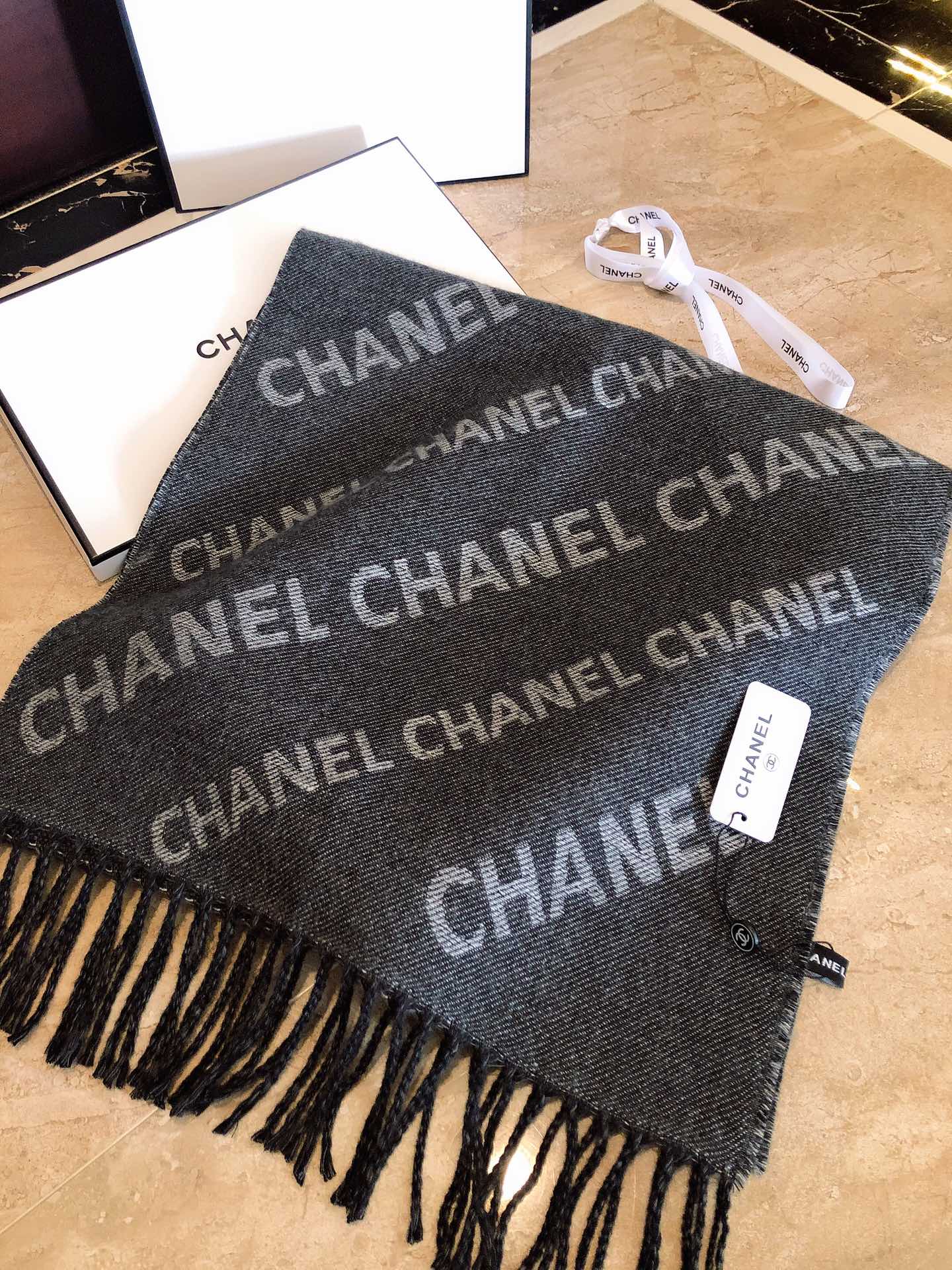 Двусторонний шарф Chanel с буквами - 38 см - 190 см - 1