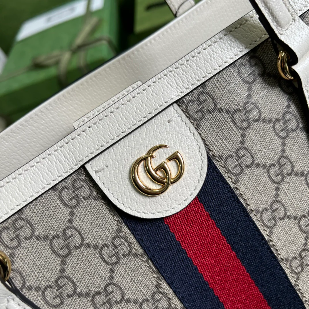 Сумка-тоут Gucci Ophidia Medium Square (38x28x14 см), белая.