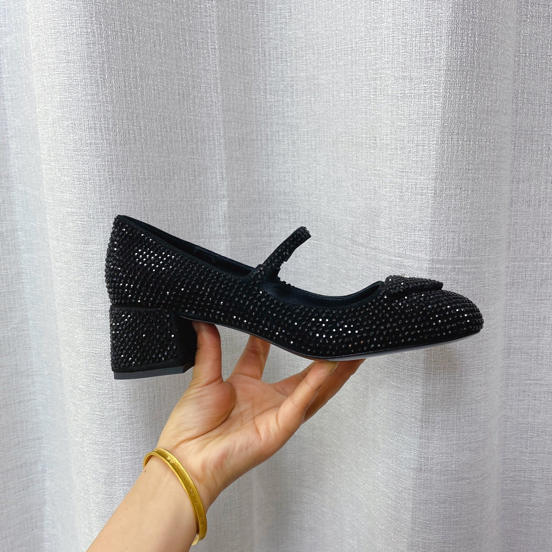 Туфли Prada - Туфли-мэри-джейн на низком каблуке, украшенные стразами - черные