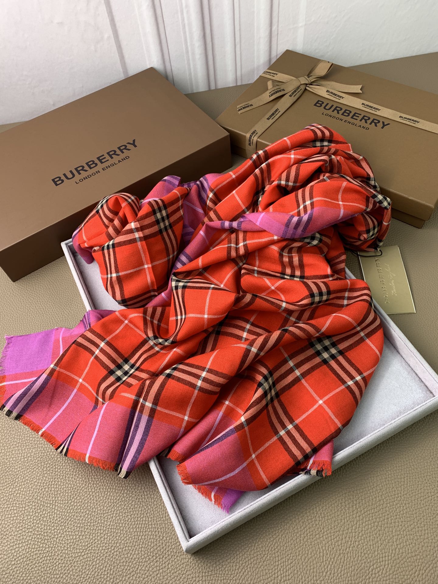 Шарф в клетку Burberry - 200 см - 75 см - 35 см - Кашемир - 45 см - Шотландский кашемир - 20 см - Шелк