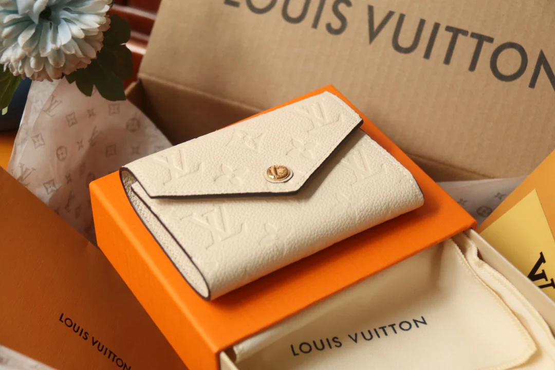 LV-m64060-Короткий трехсекционный кошелек-Белый