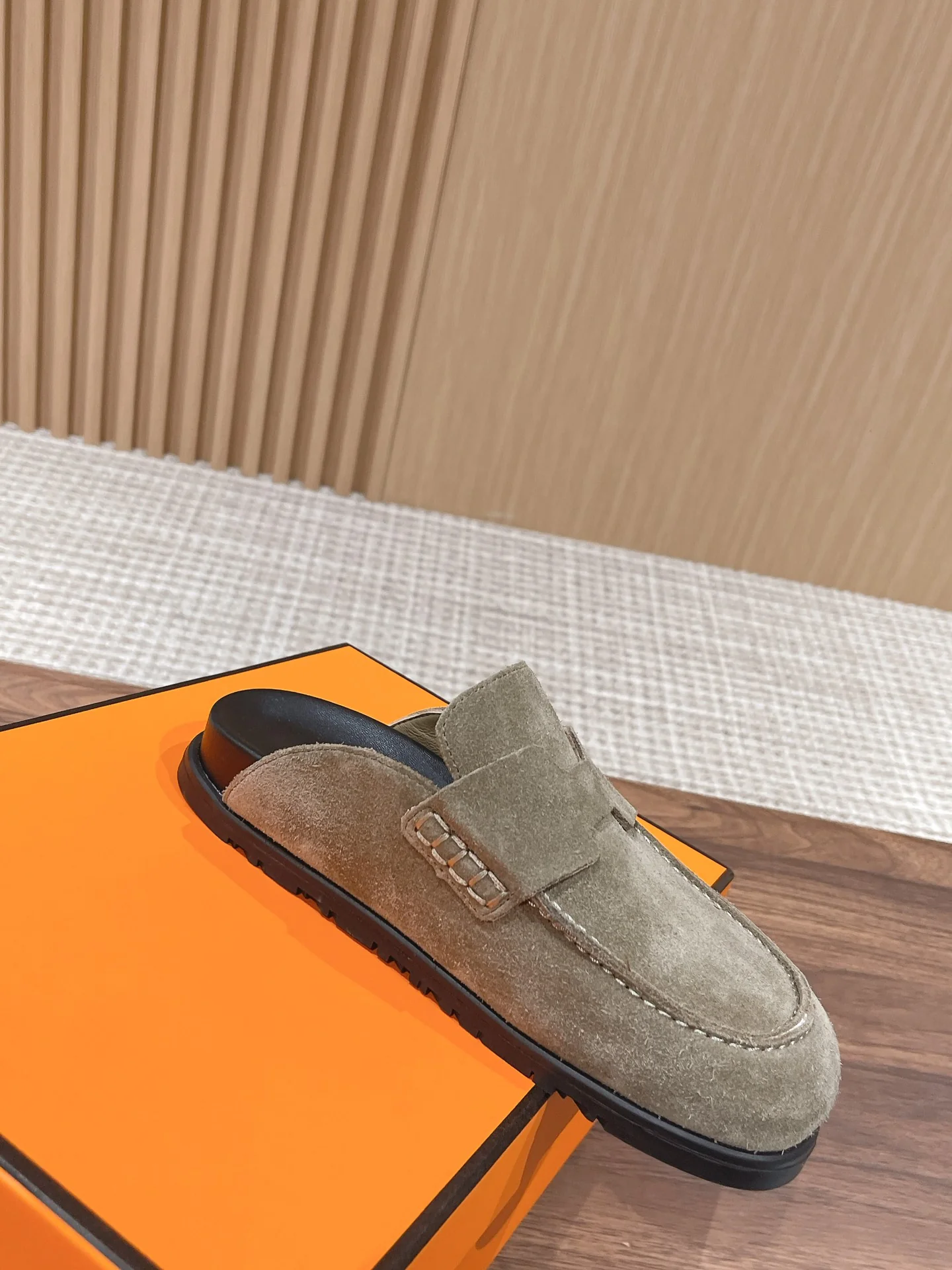 Биркенштоки Hermes - светло-коричневые