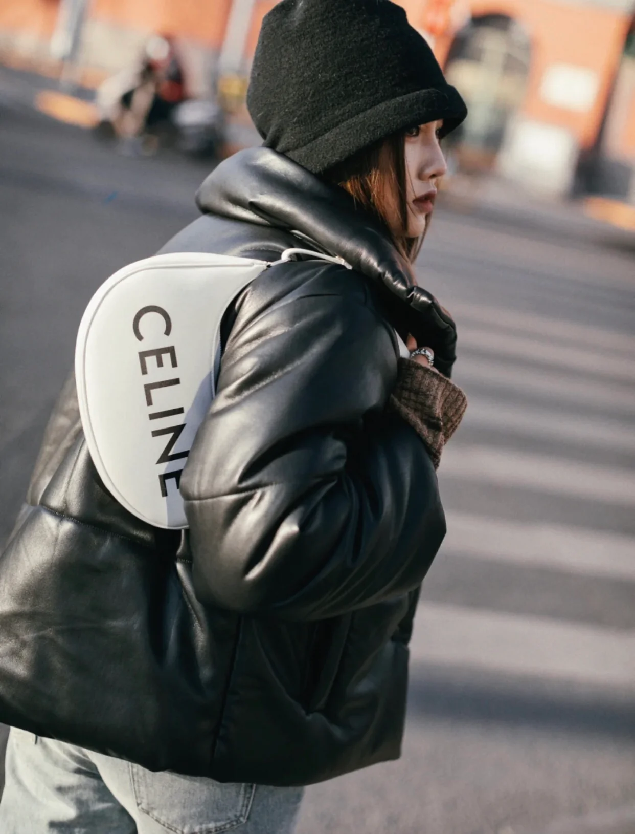 Сумка через плечо Celine Ava - кожа с логотипом - белая