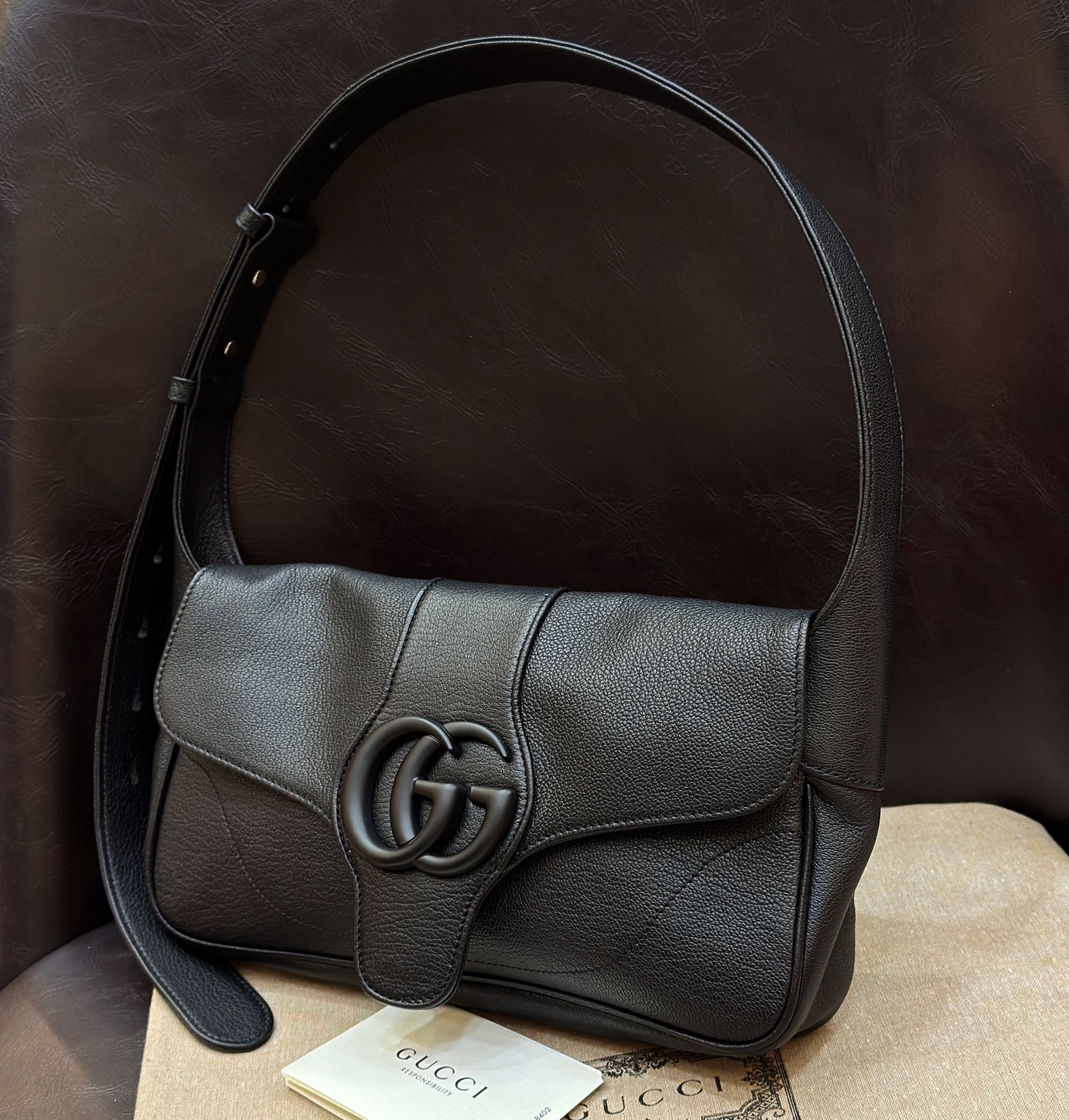 Классическая сумка Gucci через плечо/под мышкой - черная