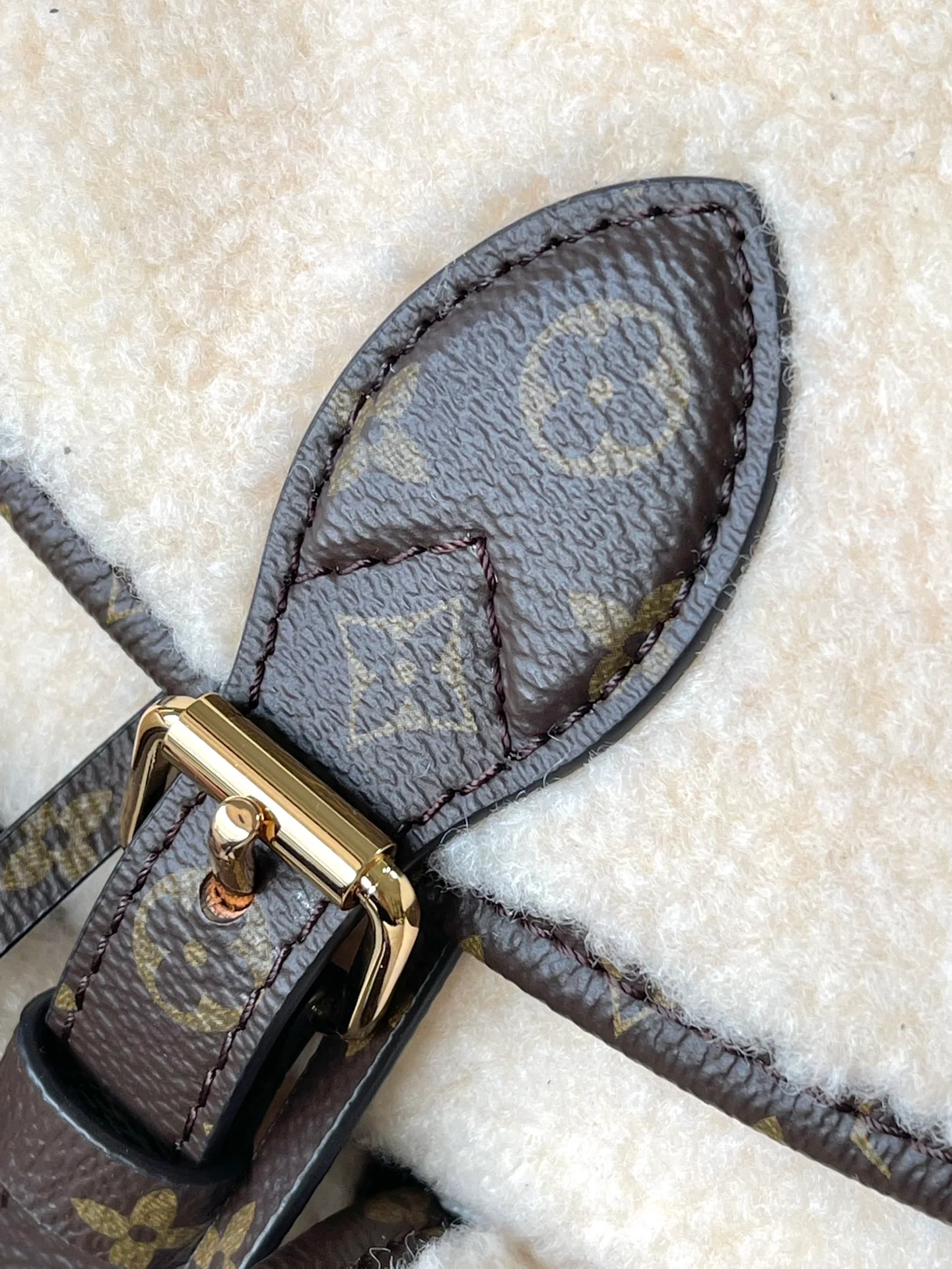 m23384-LV-Рюкзак из шерсти для лыжного сезона, белый